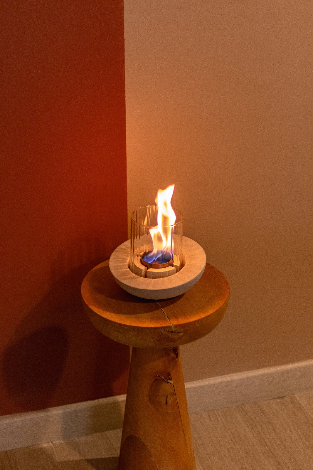 PURE-Fire v.4 Beton Şömine +1 Litre Tabart Fire Şömine Yakıtı - Prizma Cam