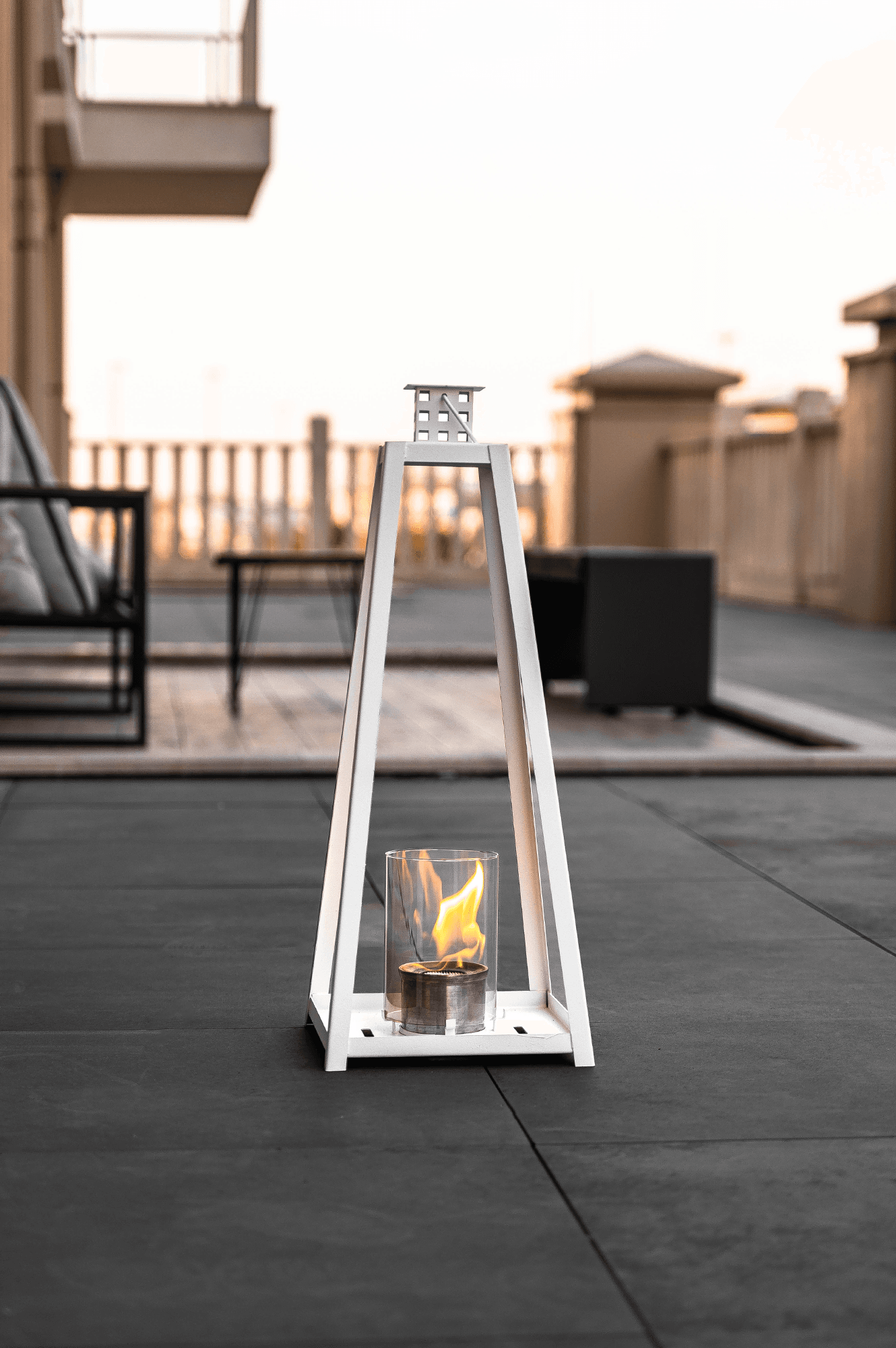 "LANTERN" Mini Metal Şömine +1 Litre Tabart Fire Şömine Yakıtı - (50 cm) - Beyaz