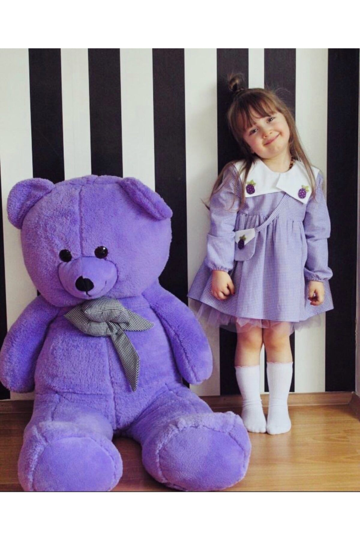 Böğürtlen Desenli Kız Bebek Elbisesi
