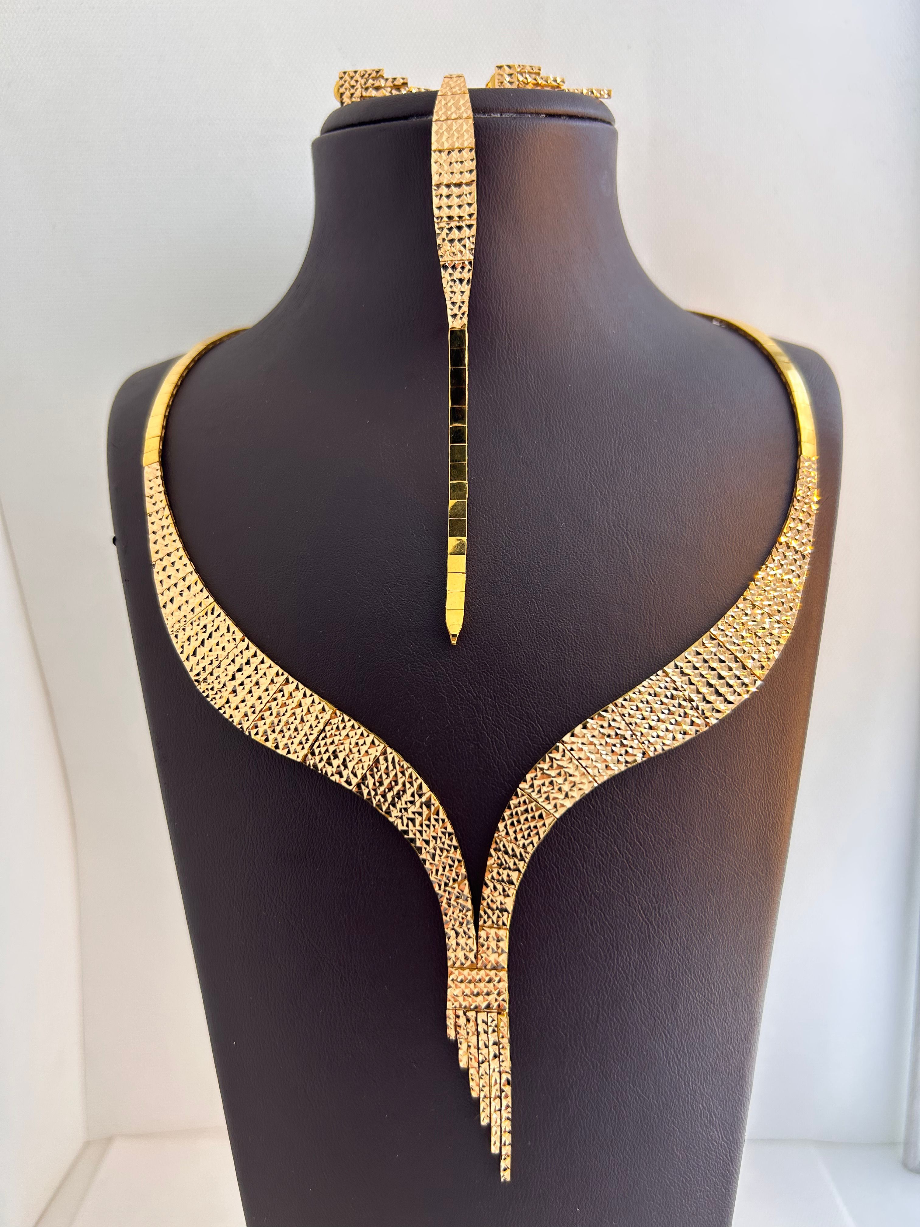 S33 SET 39.56 Gram 22 Ayar 
