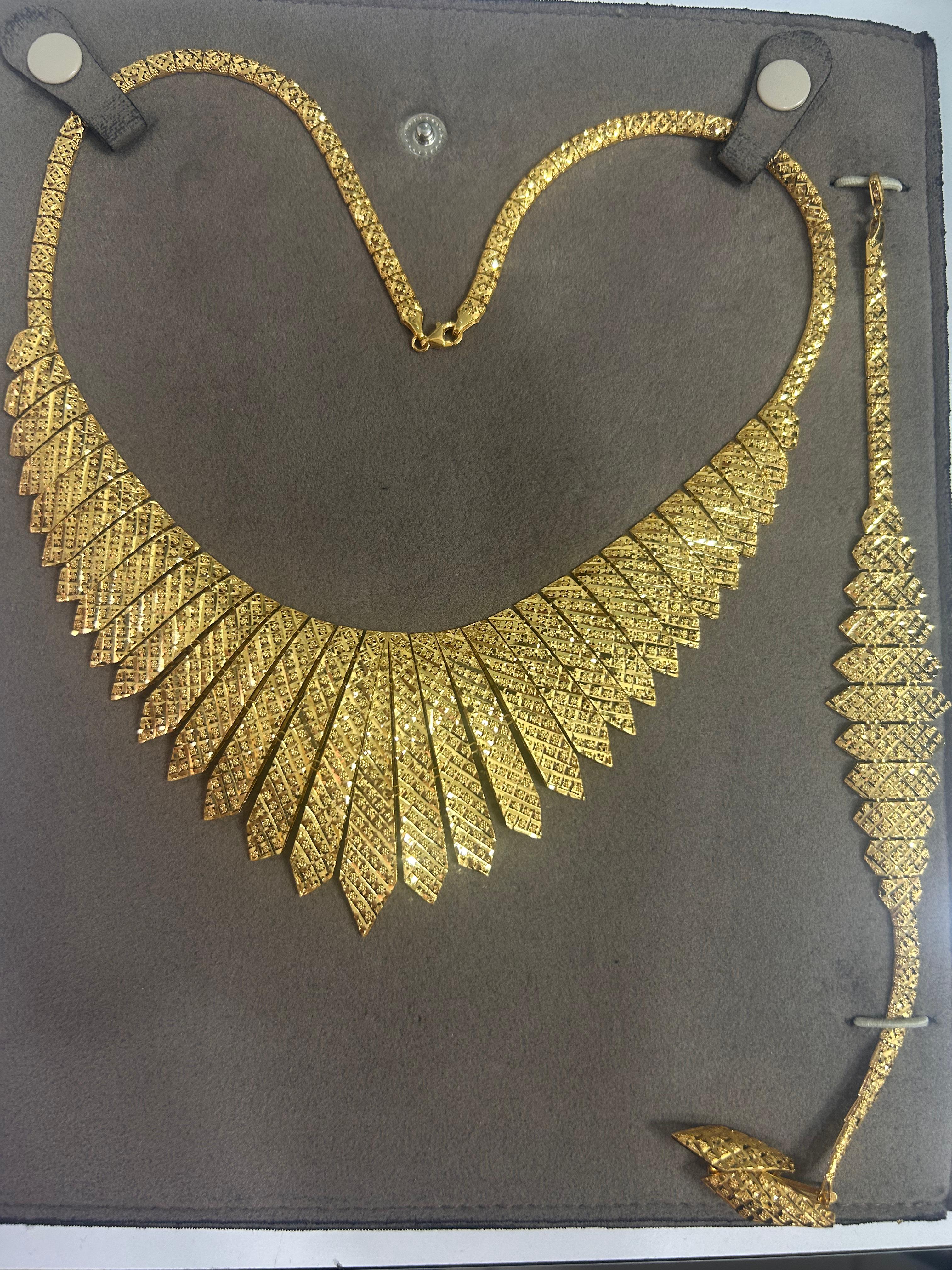 S13 SET 52.60 Gram 22 Ayar