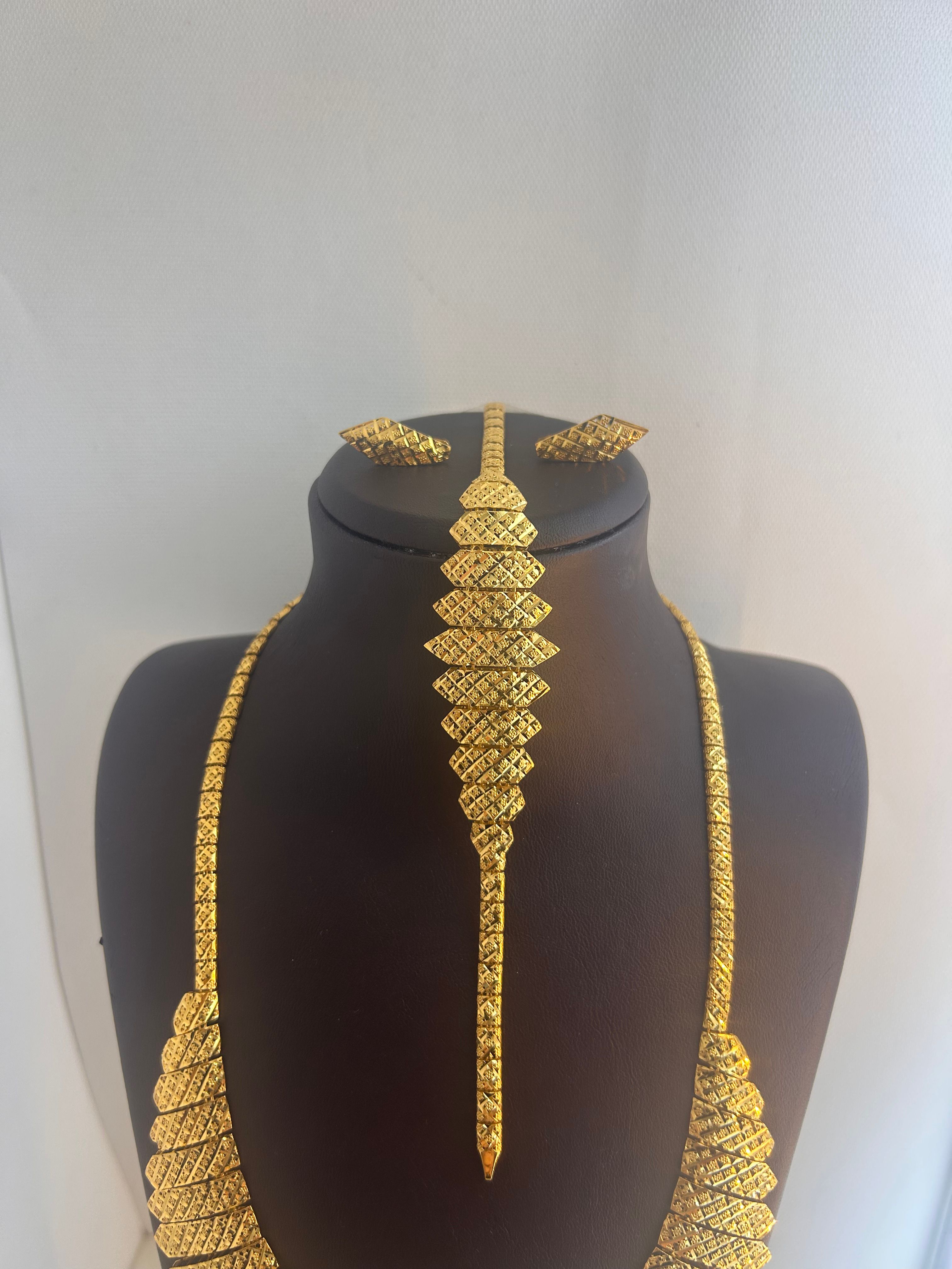 S13 SET 52.60 Gram 22 Ayar