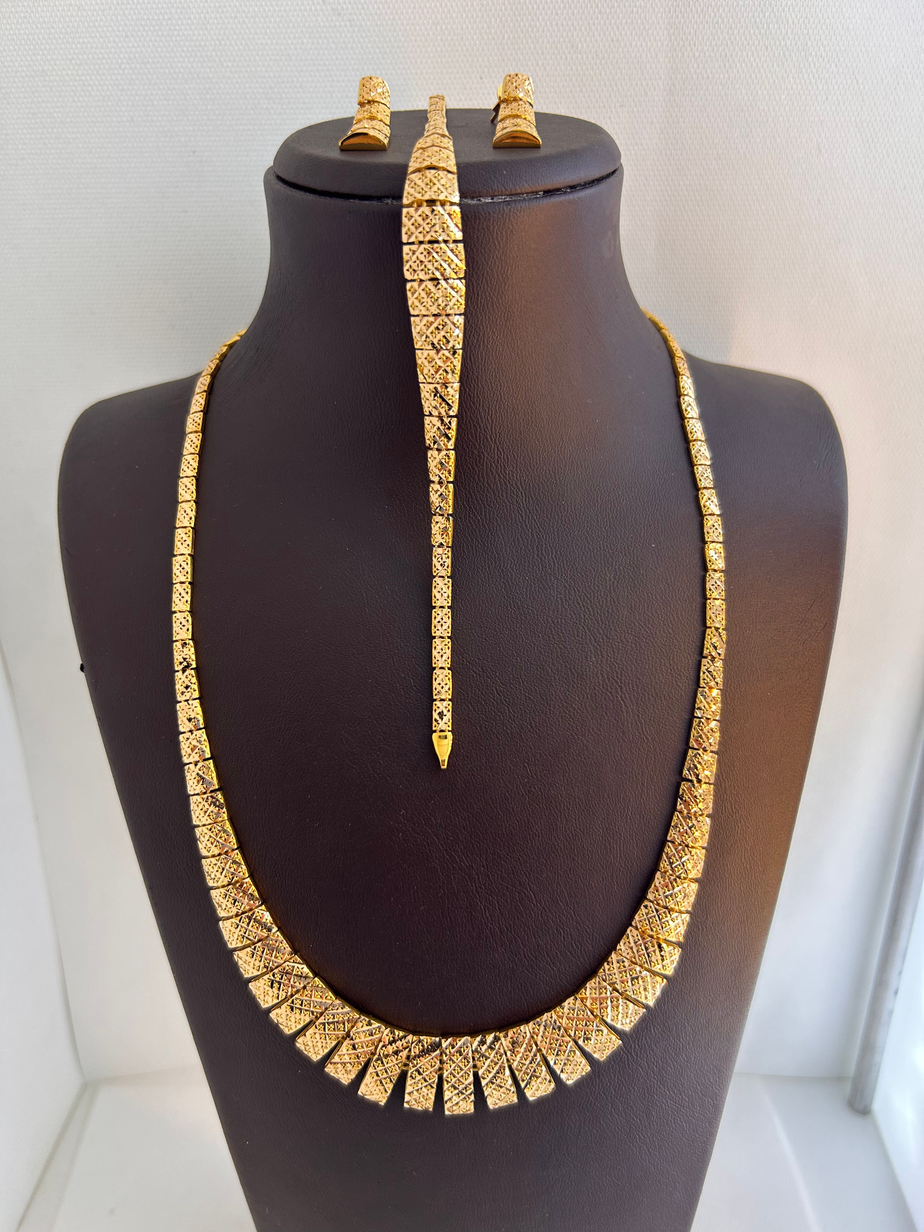 S31 SET 35.15 Gram 22 Ayar 