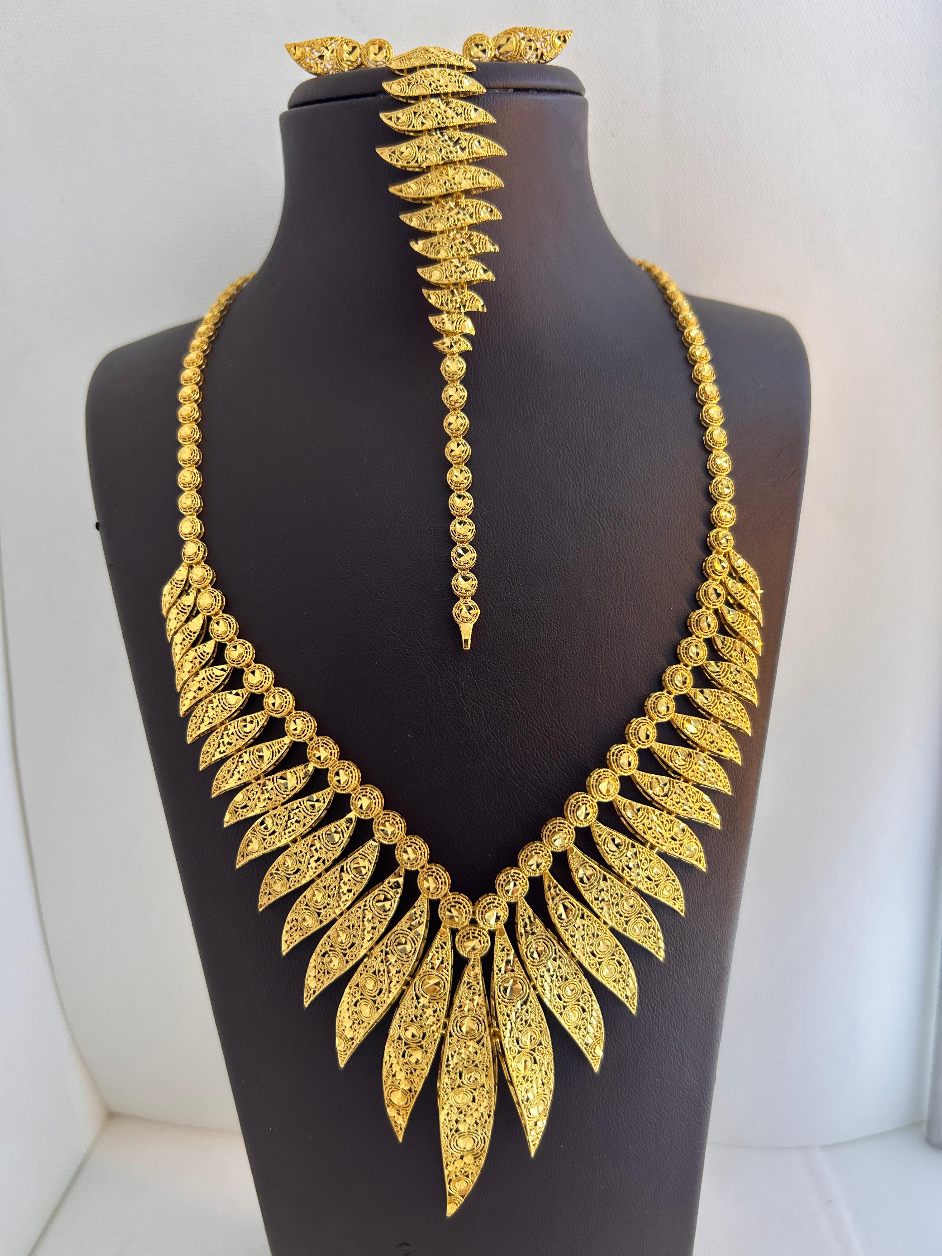 S23 SET 48.07 Gram 22 Ayar