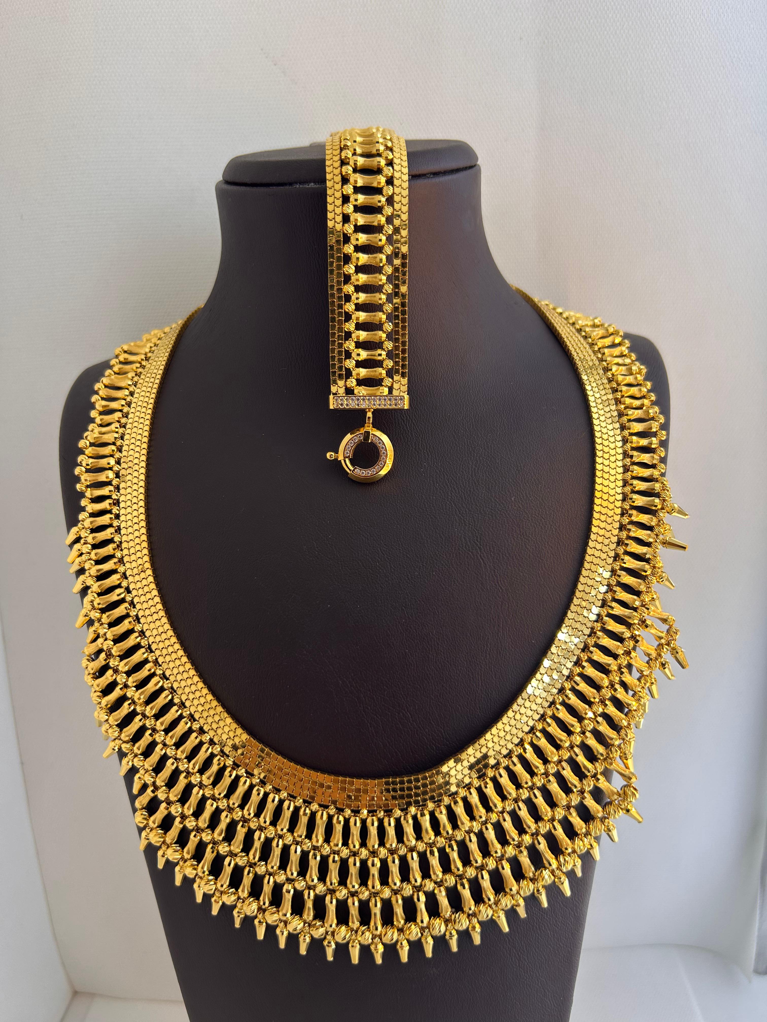 S54 SET 113.58 Gram 22 Ayar