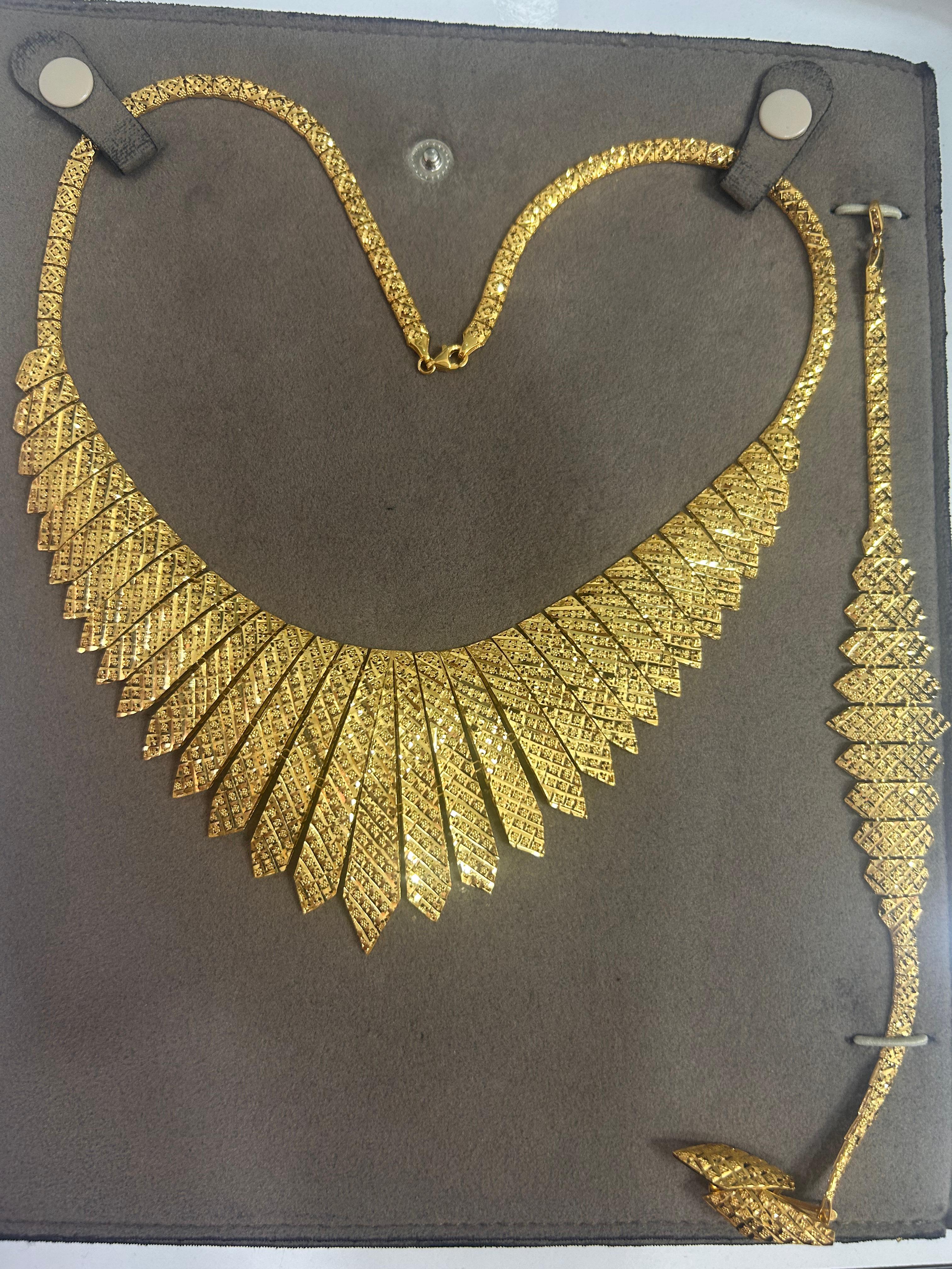 S13 SET 52.60 Gram 22 Ayar