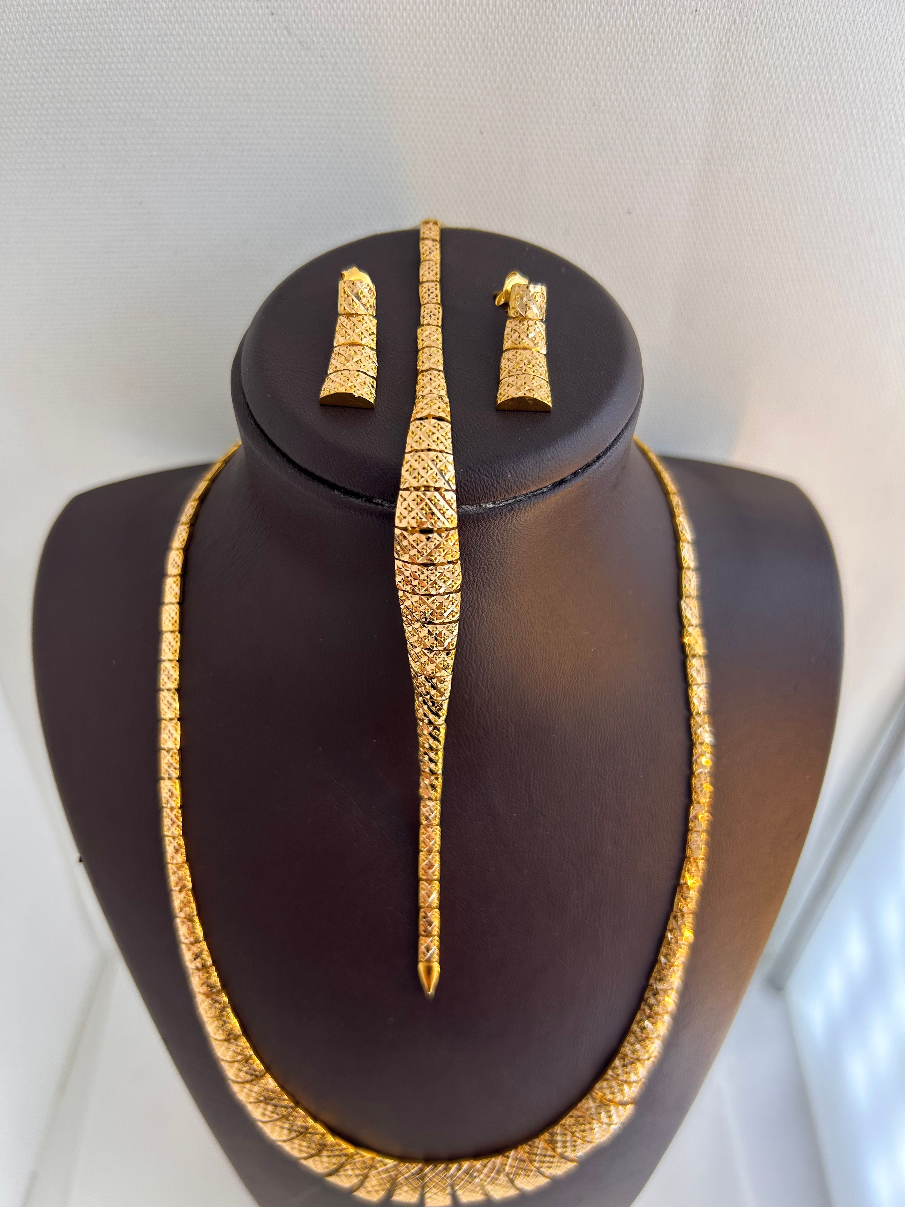 S31 SET 35.15 Gram 22 Ayar 