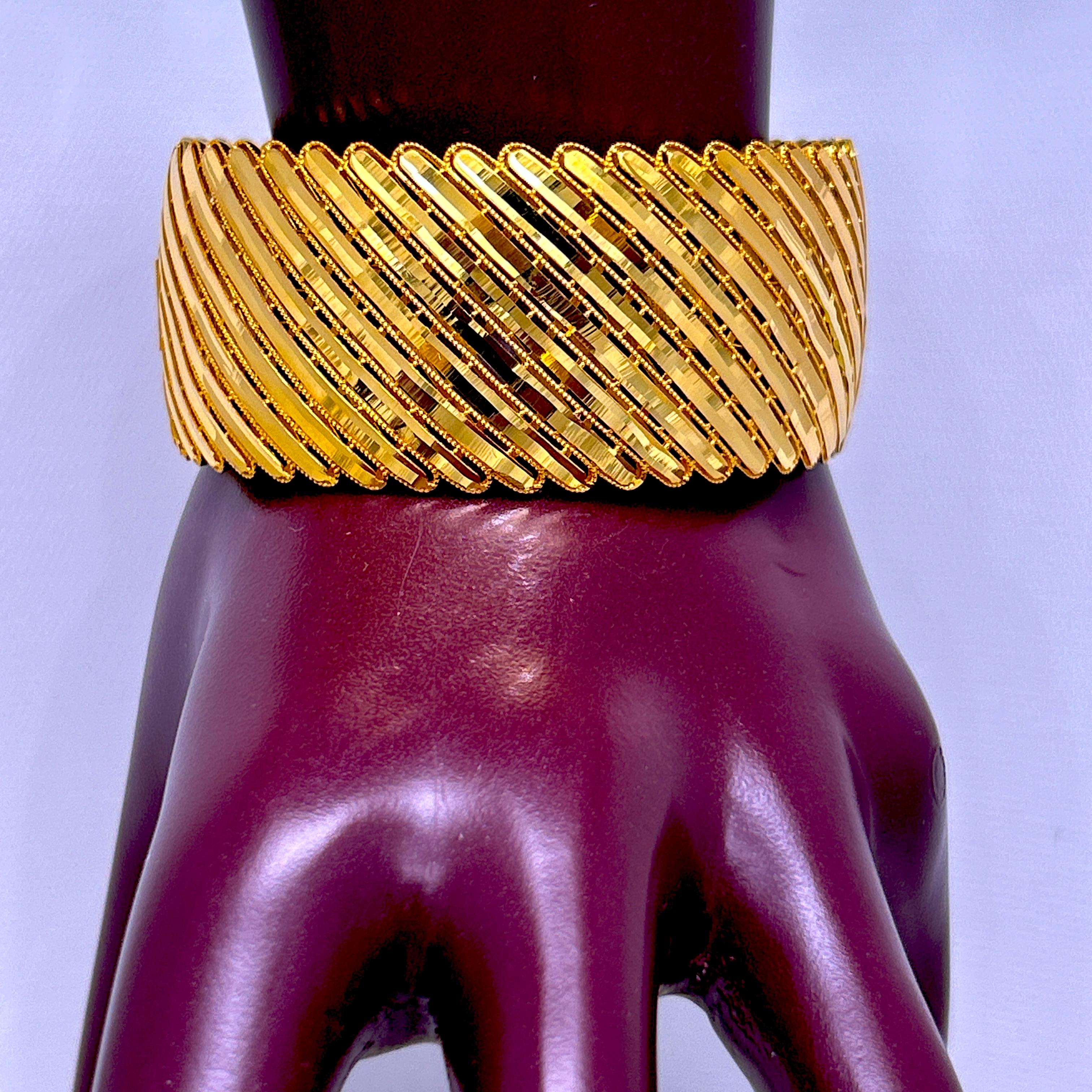 K127 KELEPÇE 47.74 Gram 22 Ayar