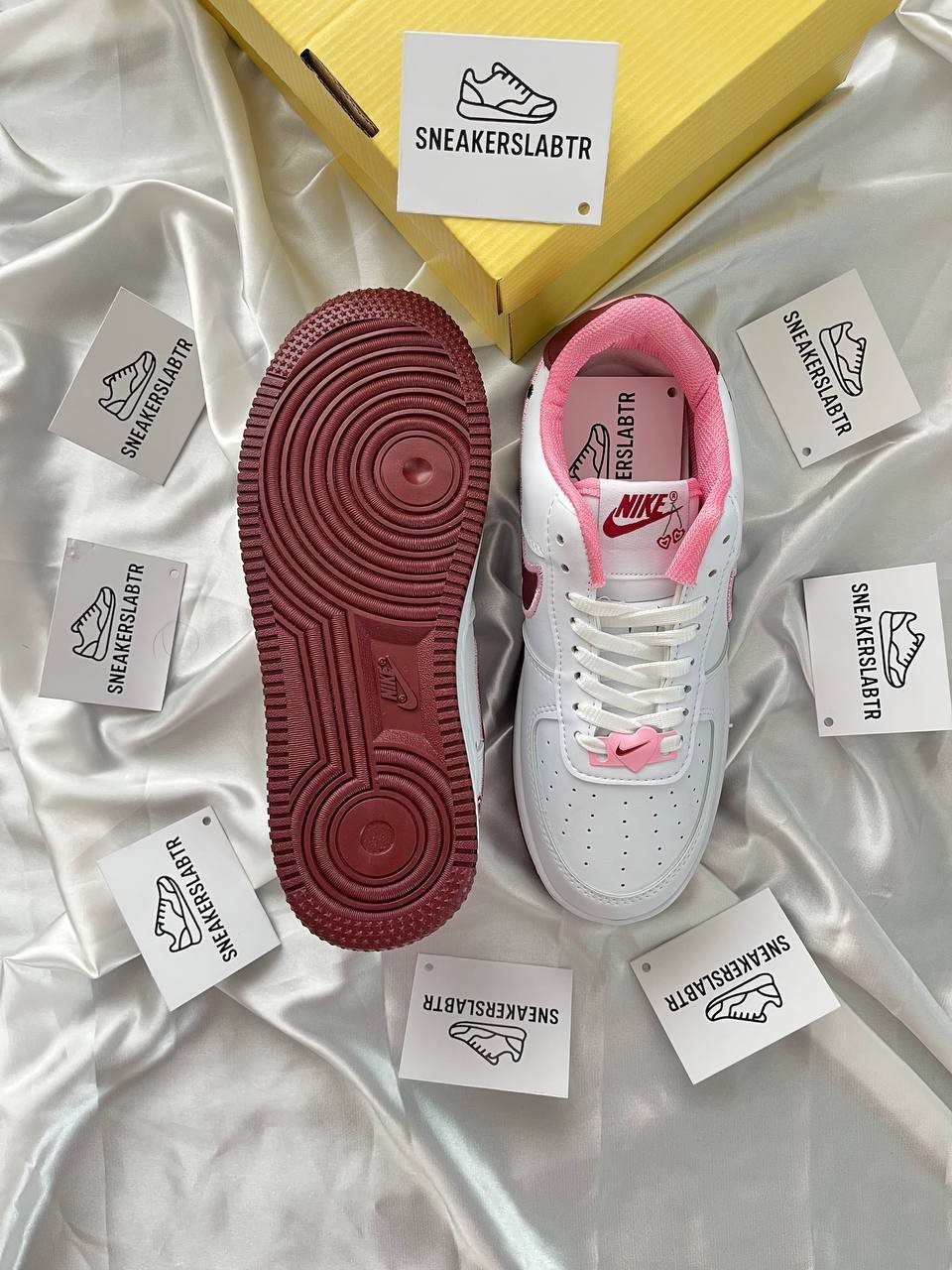 Nike Air Force 1 Low Valentine's Day White