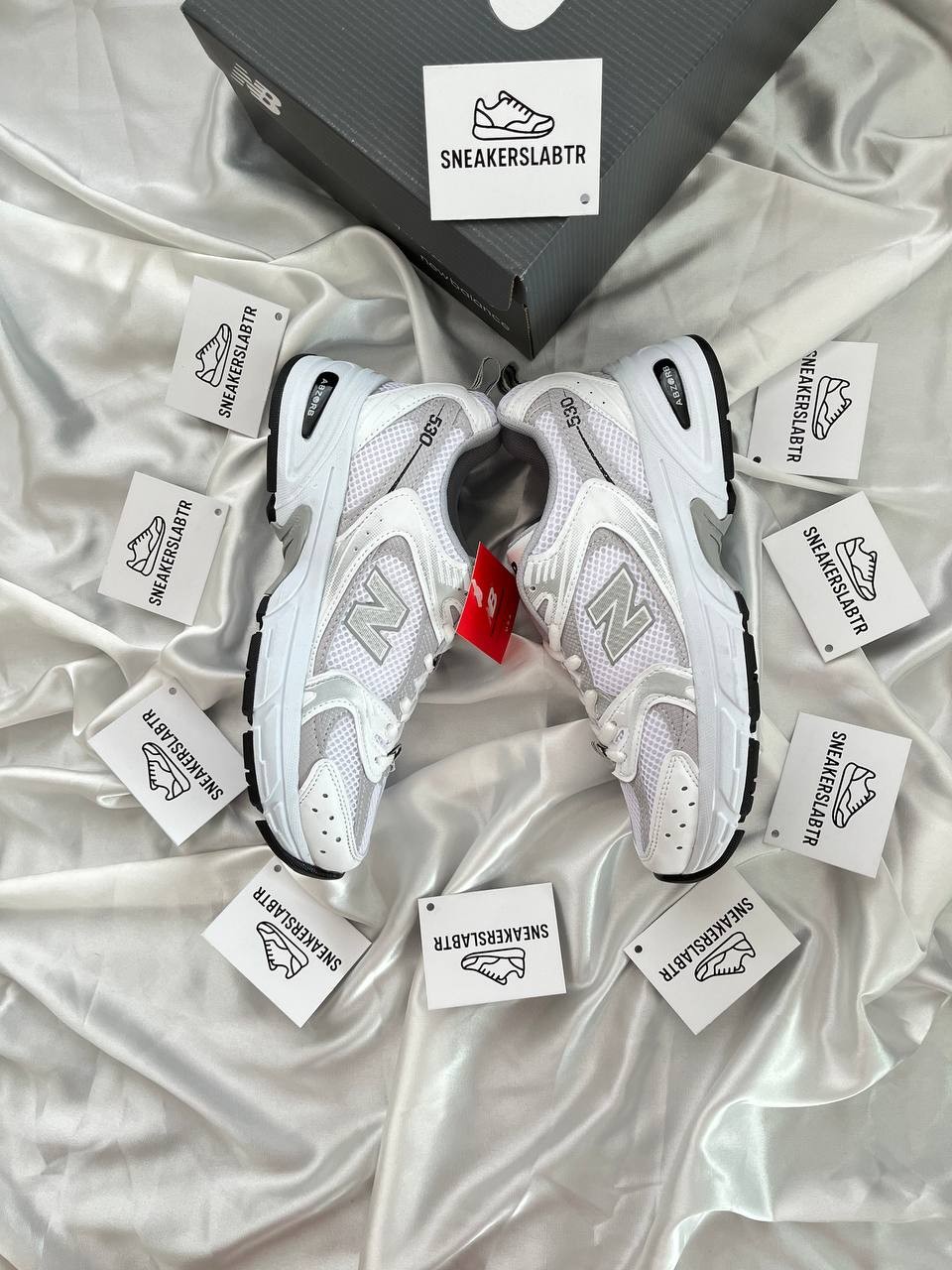 New Balance 530 White Silver 