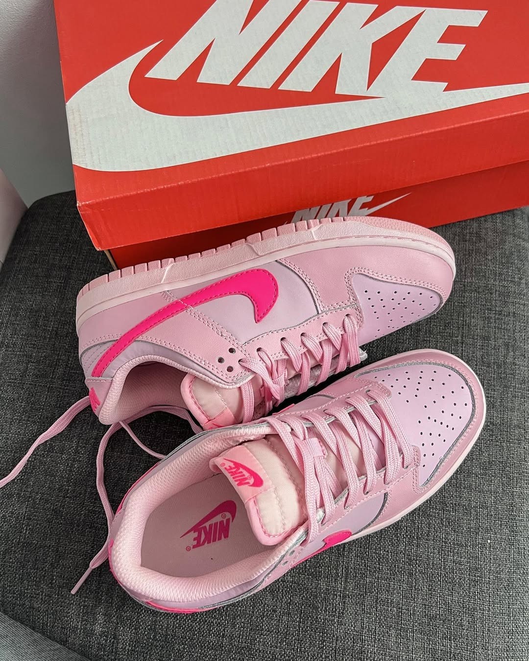 Nike SB Dunk Low Triple Pink