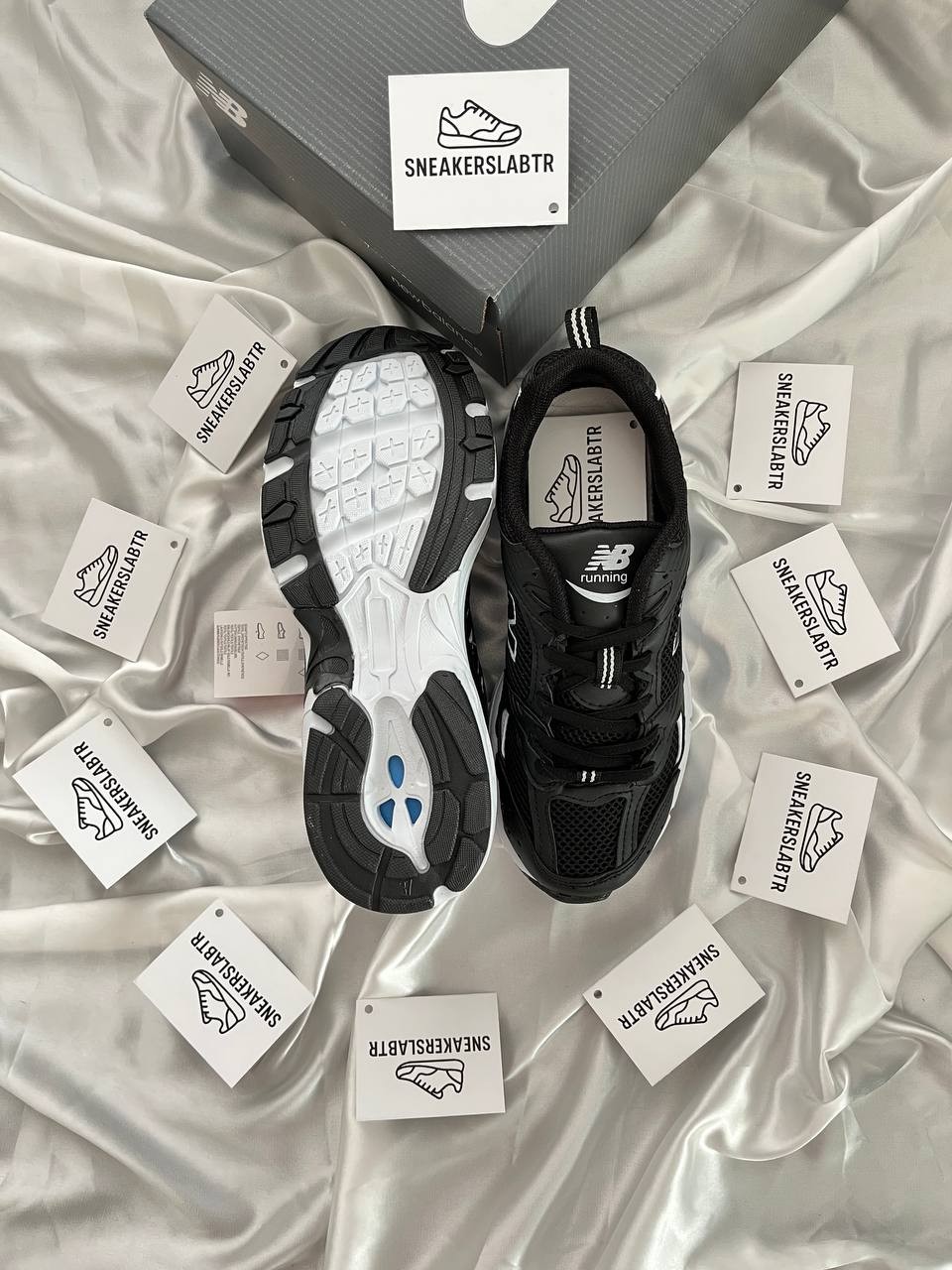 New Balance 530 Black White