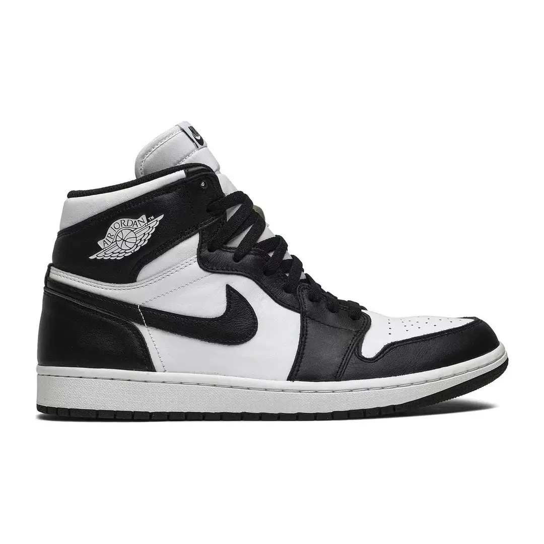 Nike Air Jordan 1 Mid Black White 