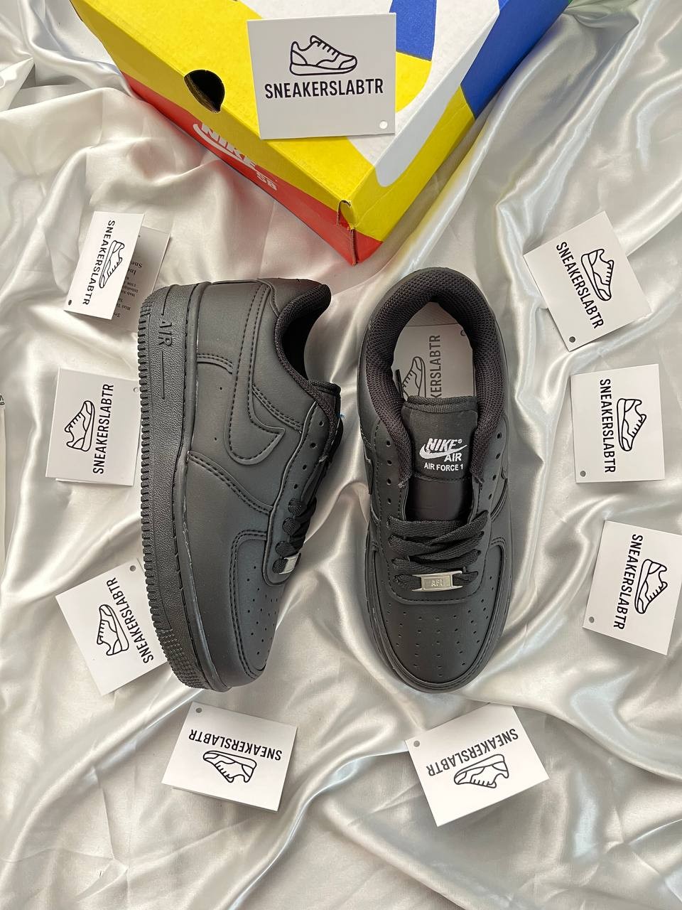 Nike Air Force 1 Siyah (İthal Ürün)