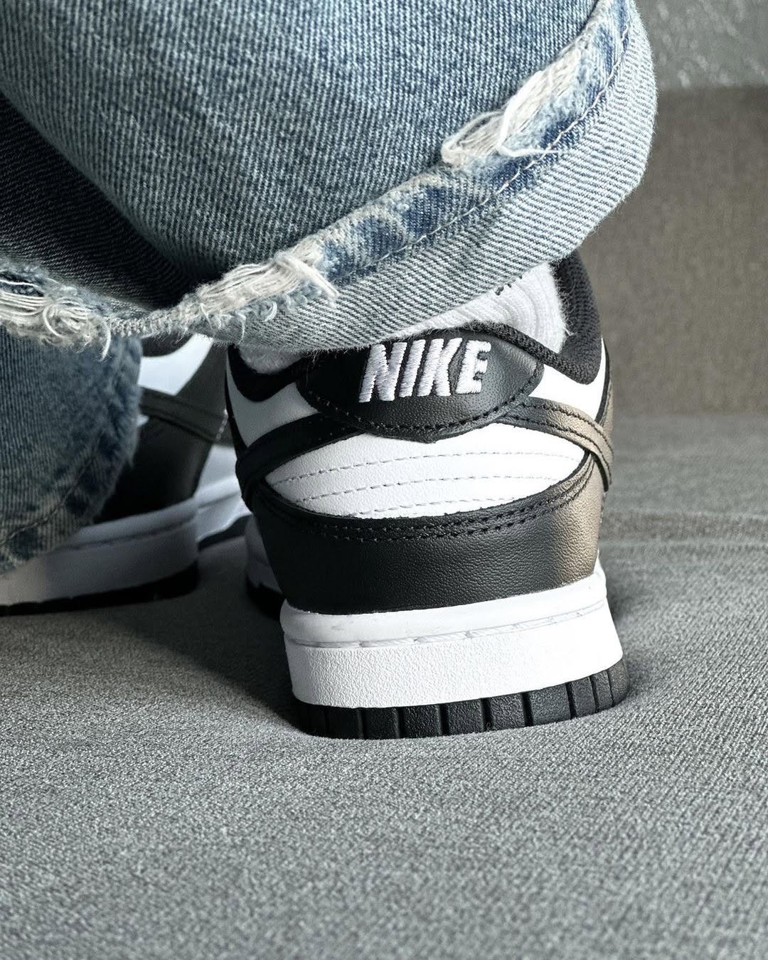 Nike SB Dunk Low Panda