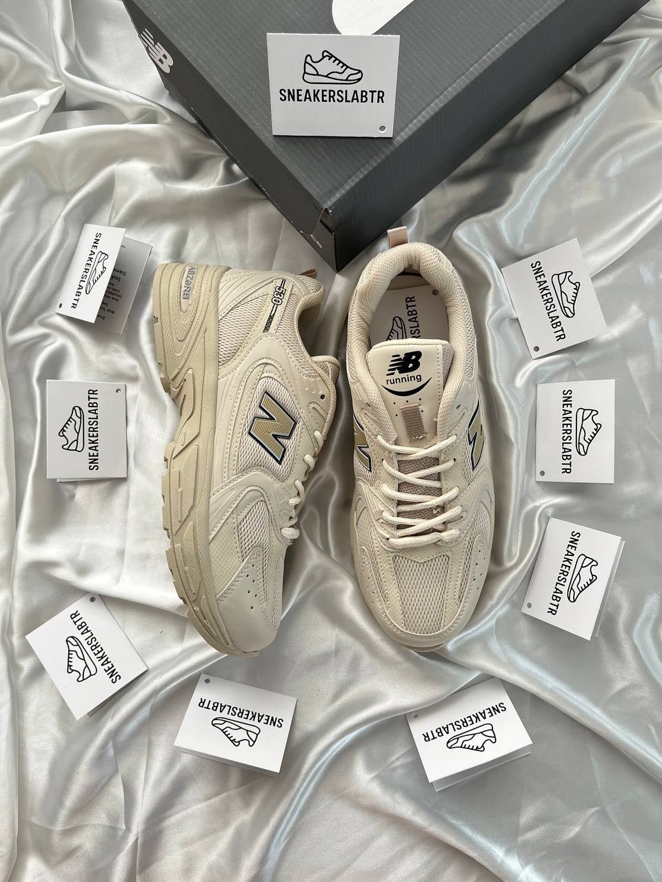 New Balance 530 Beige