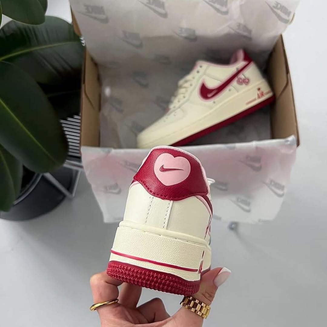 Nike Air Force 1 Low Valentine's Day Cream