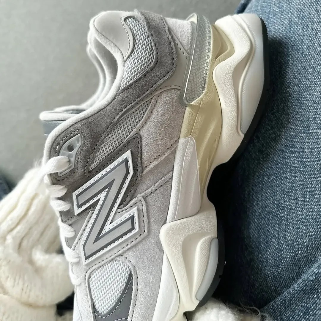 New Balance 9060 Gri Beyaz (İthal Ürün) 