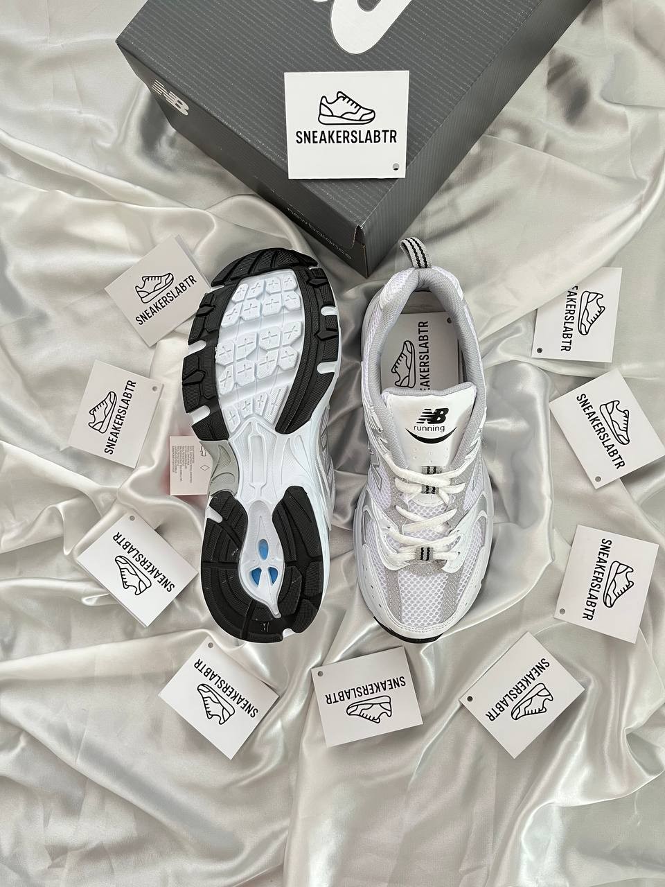 New Balance 530 White Silver 