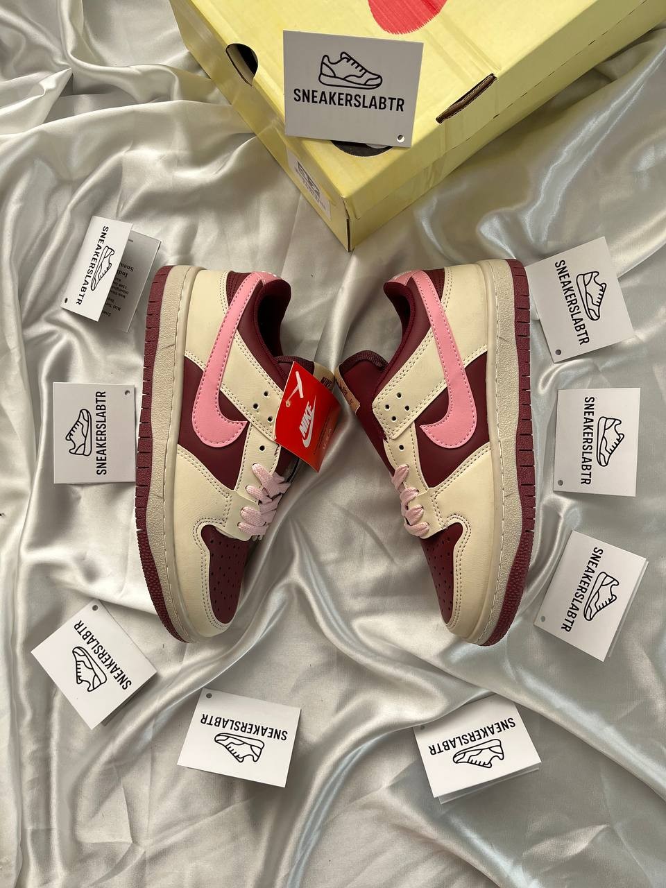 Nike Air Dunk Valentine's day