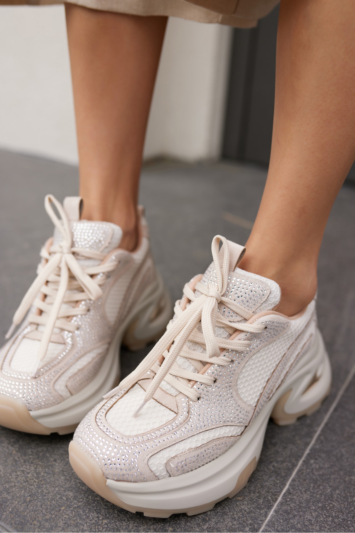 SOCHI KADIN BEJ TAS DETAY ITHAL TABAN SNEAKER