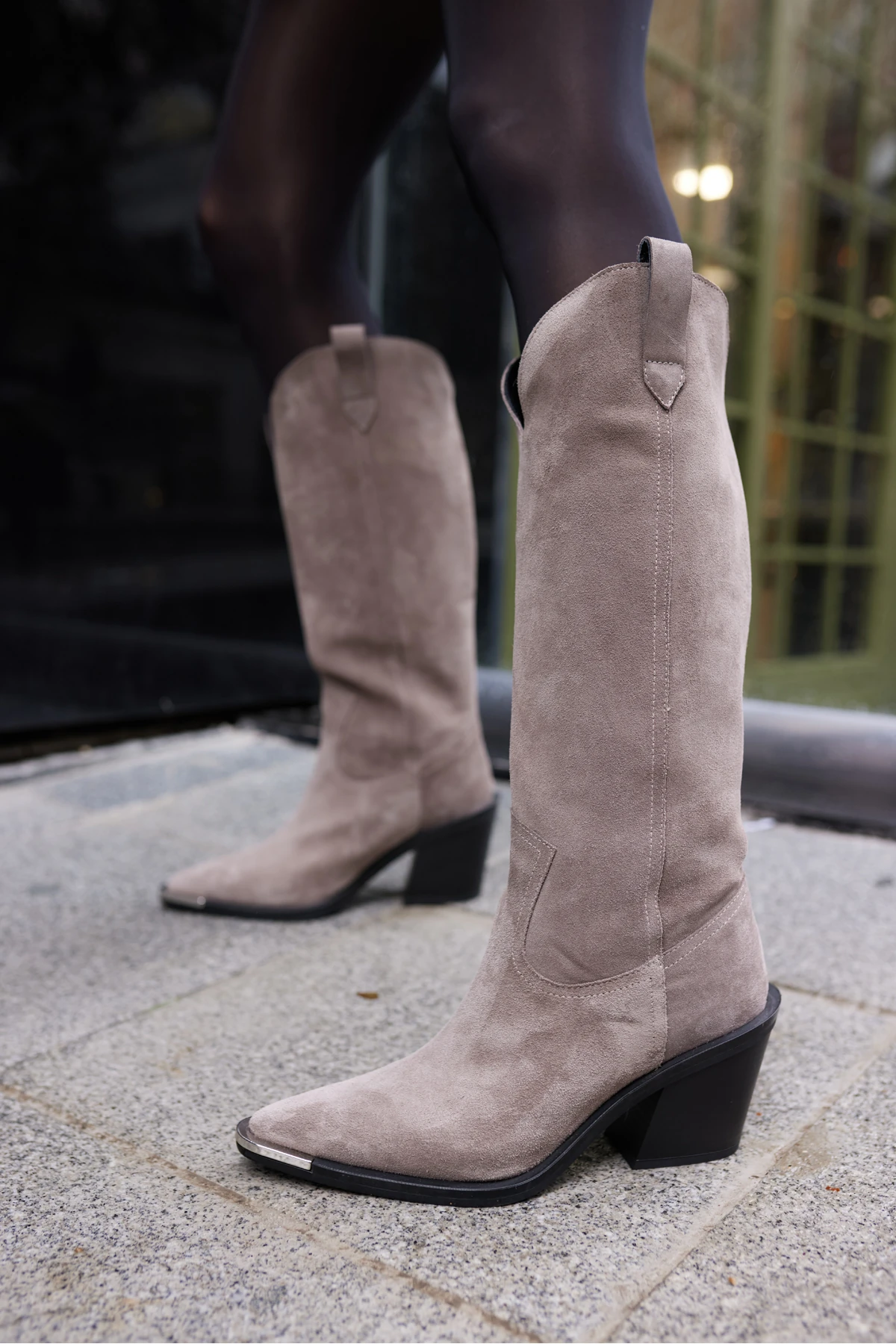 VOLGA KADIN VİZON GERCEK SUET BURUN DEMIRLI ÇİZME