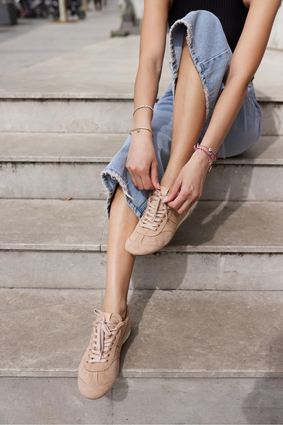 ANNA KADIN BEJ SUET BAGCIKLI SNEAKER