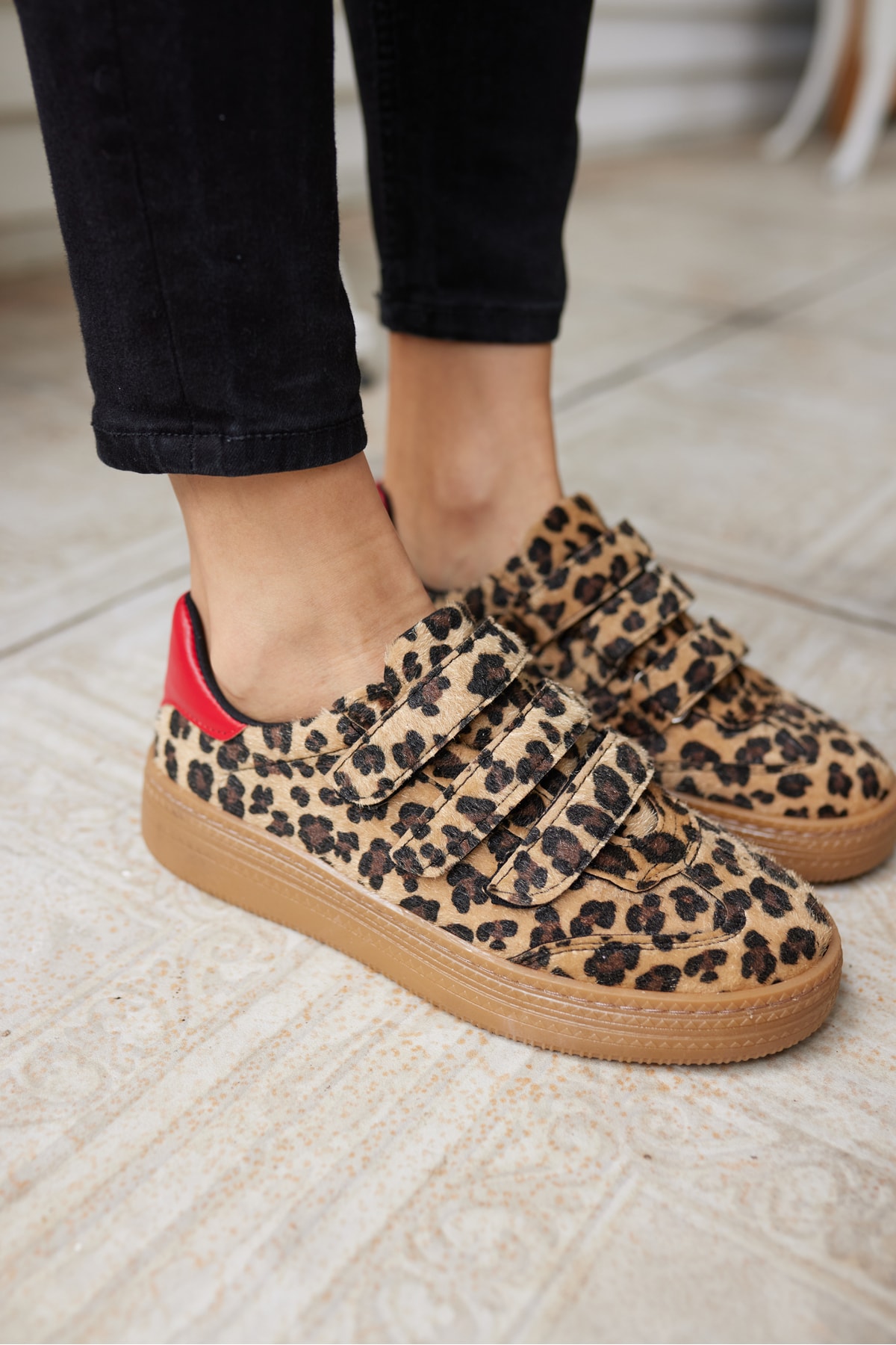 CELSO KADIN LEOPAR CIRTLI KIRMIZI DETAY SNEAKER