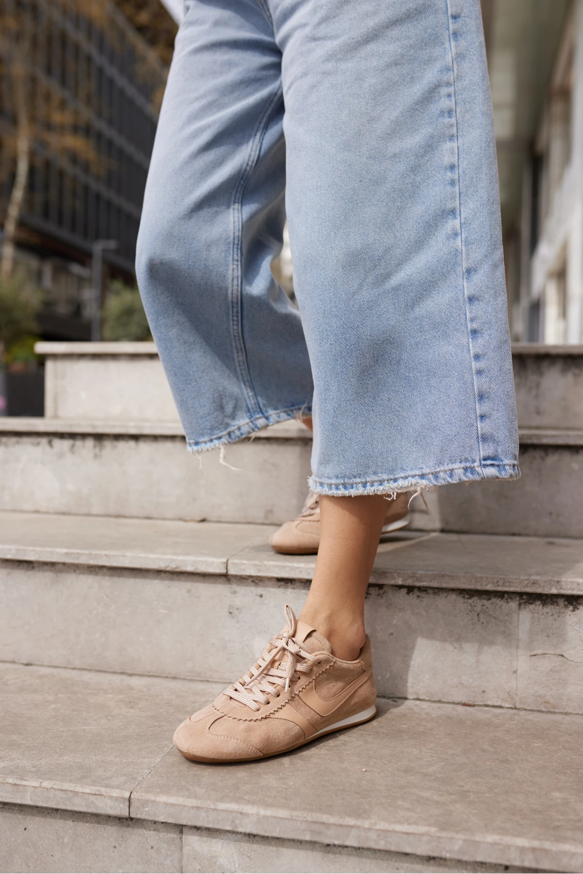 ANNA KADIN BEJ SUET BAGCIKLI SNEAKER