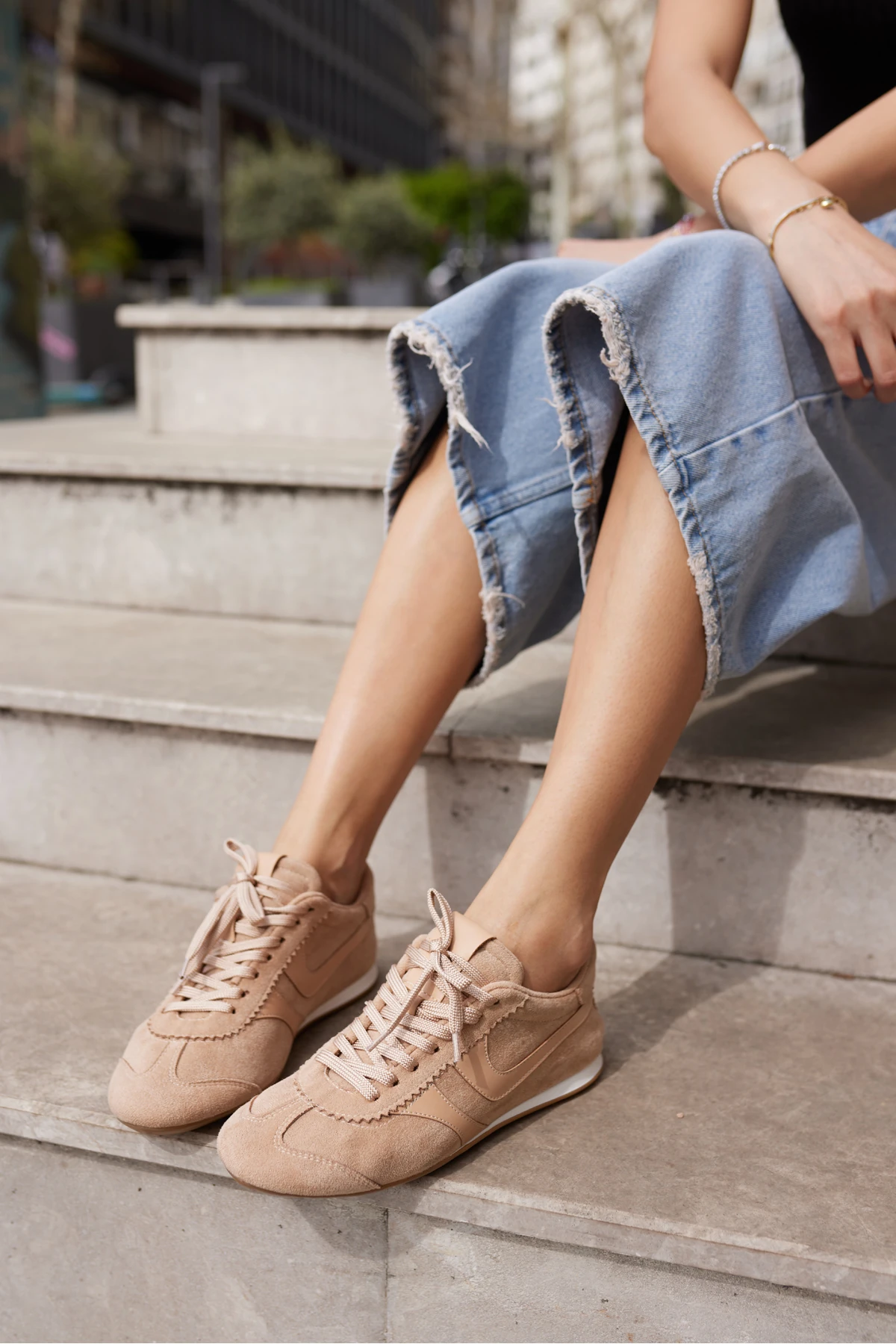 ANNA KADIN BEJ SUET BAGCIKLI SNEAKER