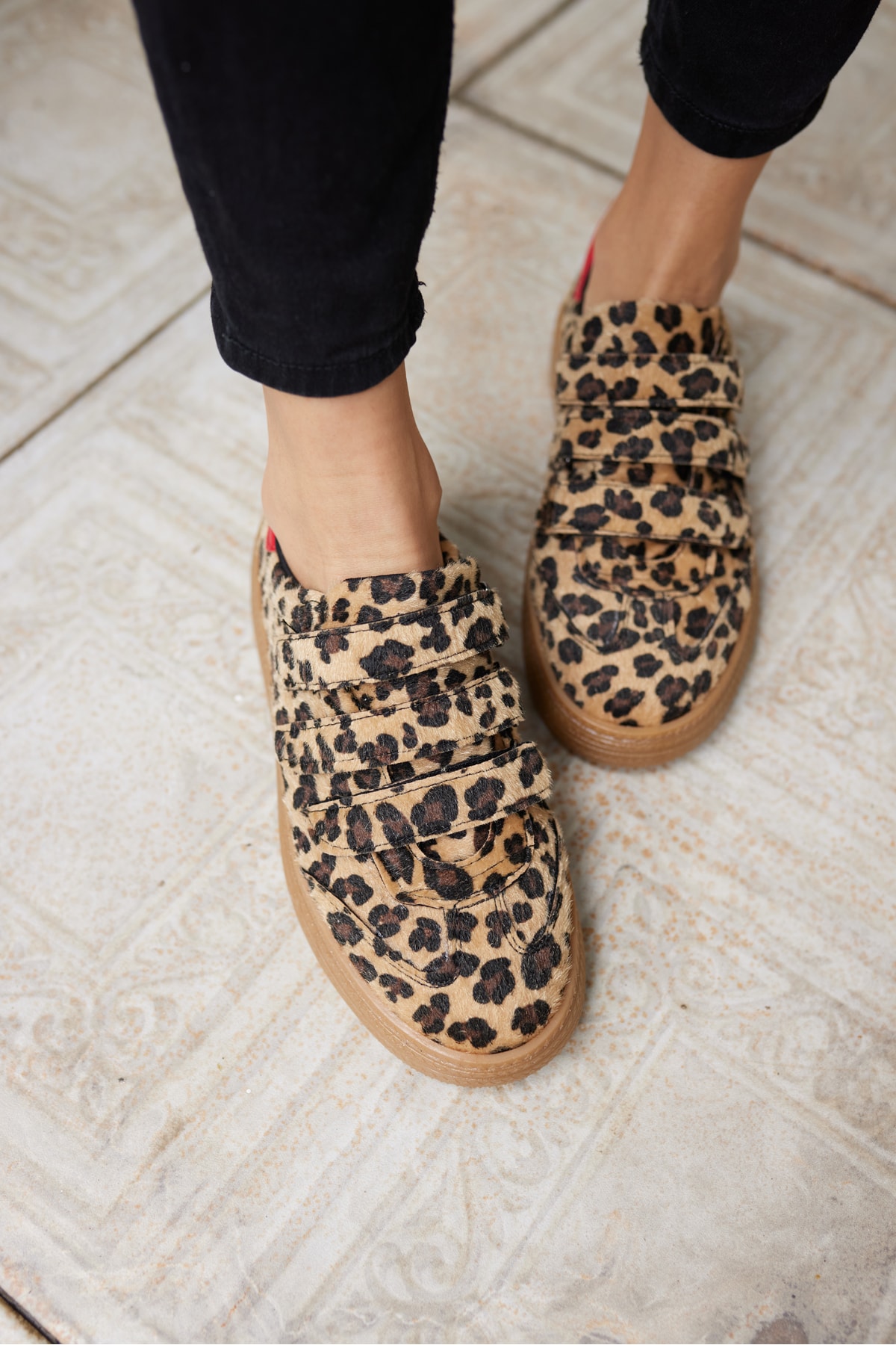 CELSO KADIN LEOPAR CIRTLI KIRMIZI DETAY SNEAKER