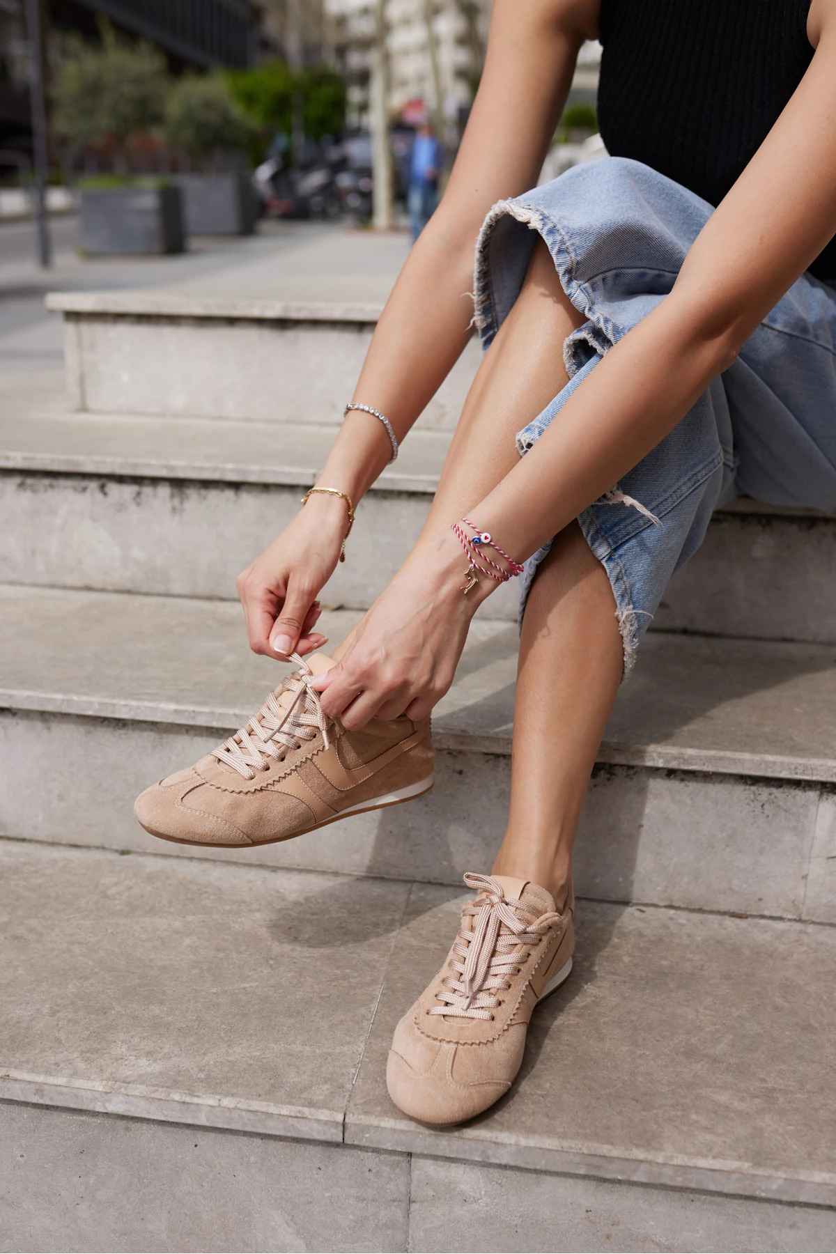 ANNA KADIN BEJ SUET BAGCIKLI SNEAKER