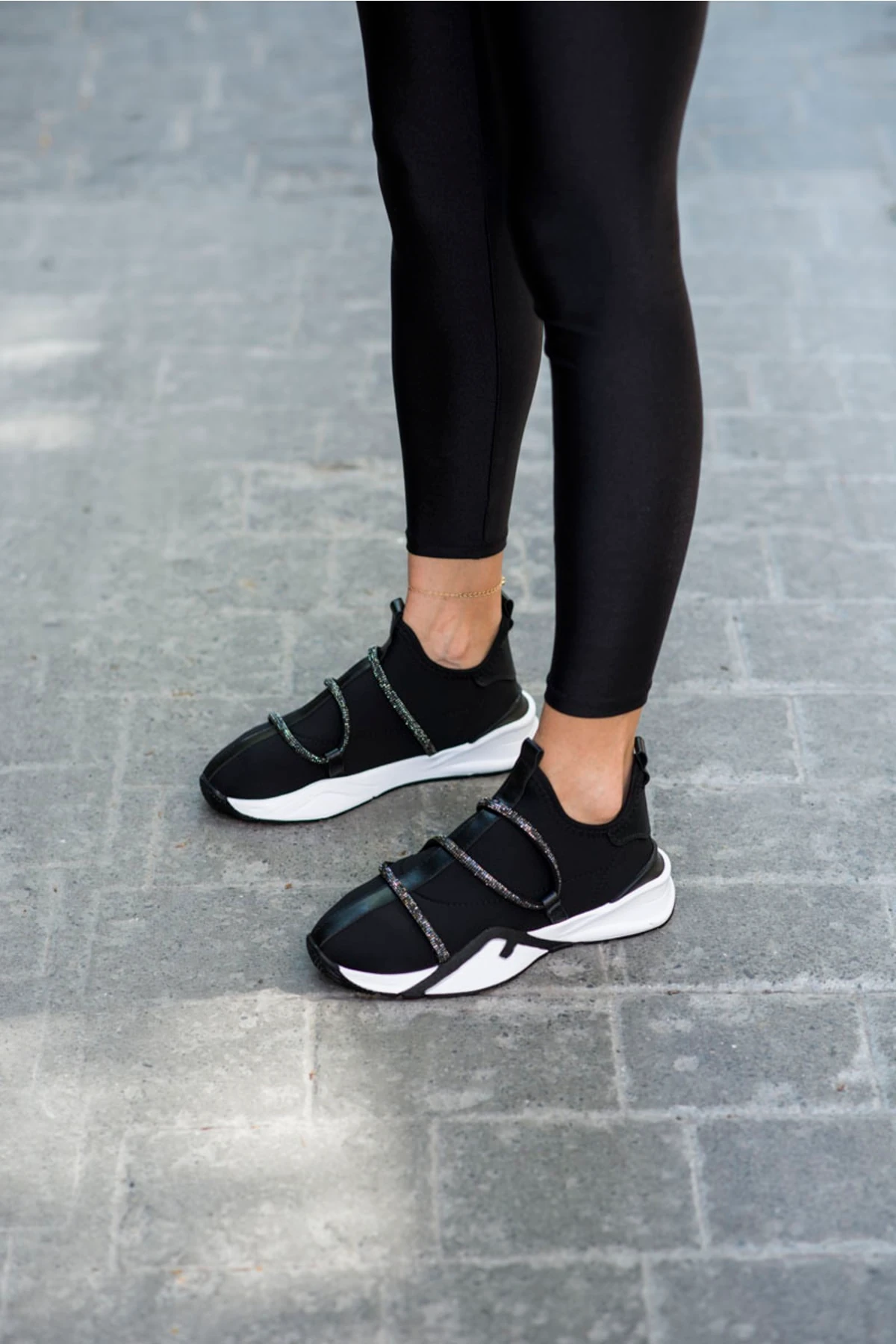 Elen Kadin Bej Taş Detay Trıko Sneaker