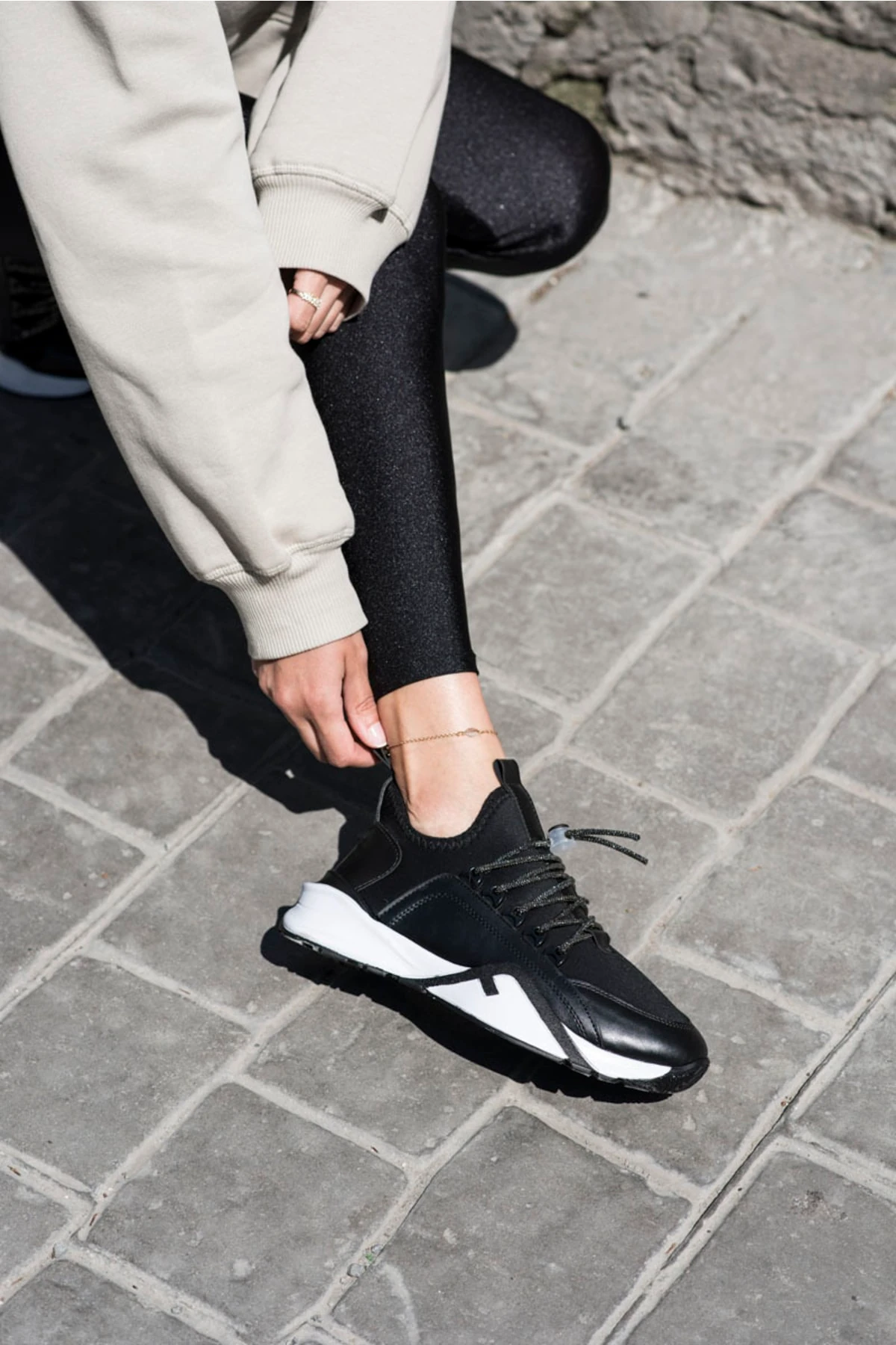 Salva Kadın Siyah Scuba Kumaş Taş Detay Sneaker