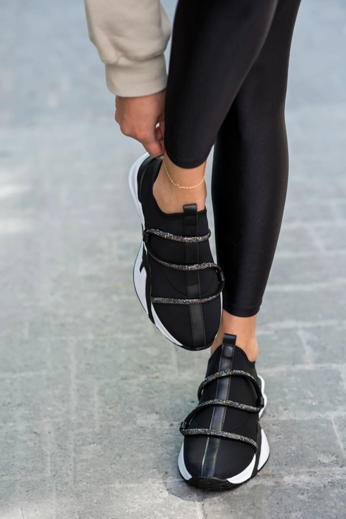 Elen Kadin Bej Taş Detay Trıko Sneaker