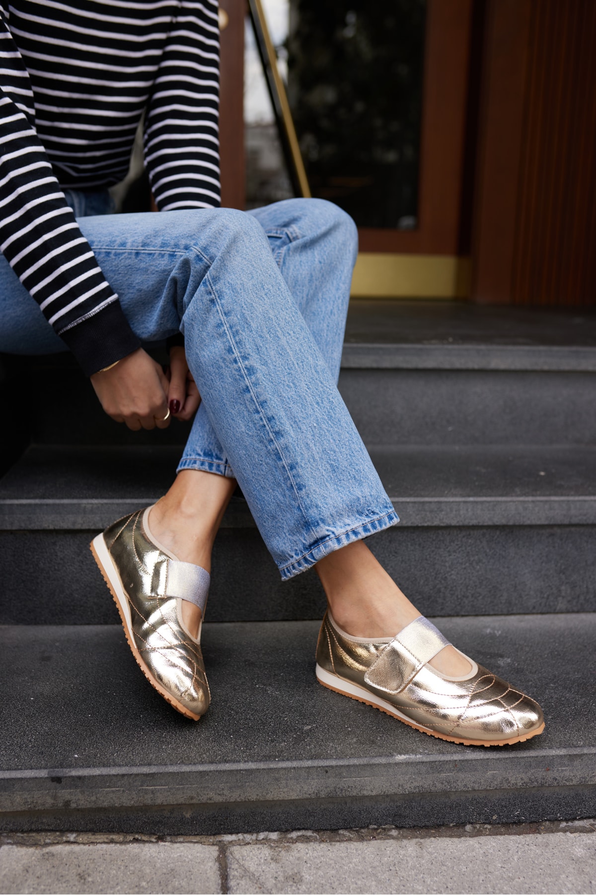 BARTU KADIN GOLD LASTIK DETAY SNEAKER
