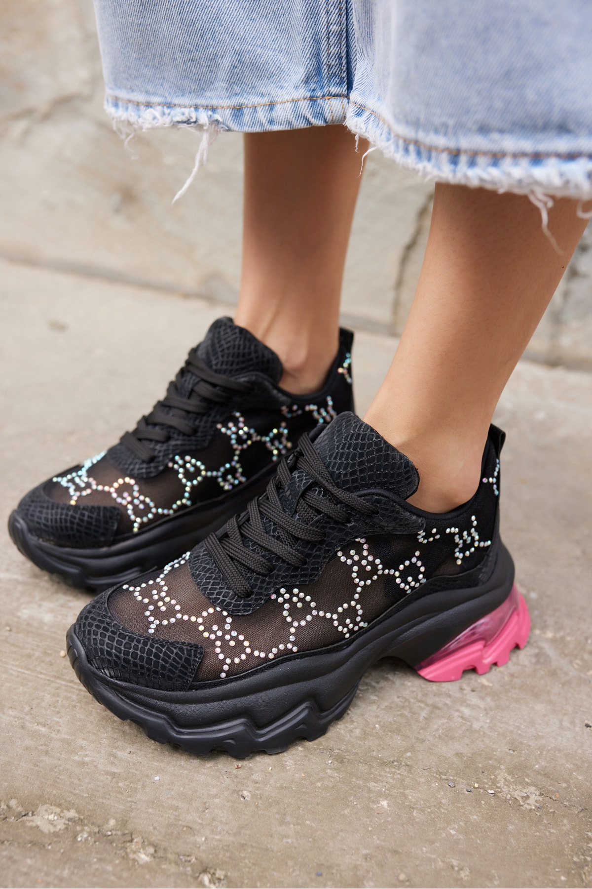 VIVA KADIN SIYAH TUL TAS DETAY ITHAL TABAN SNEAKER