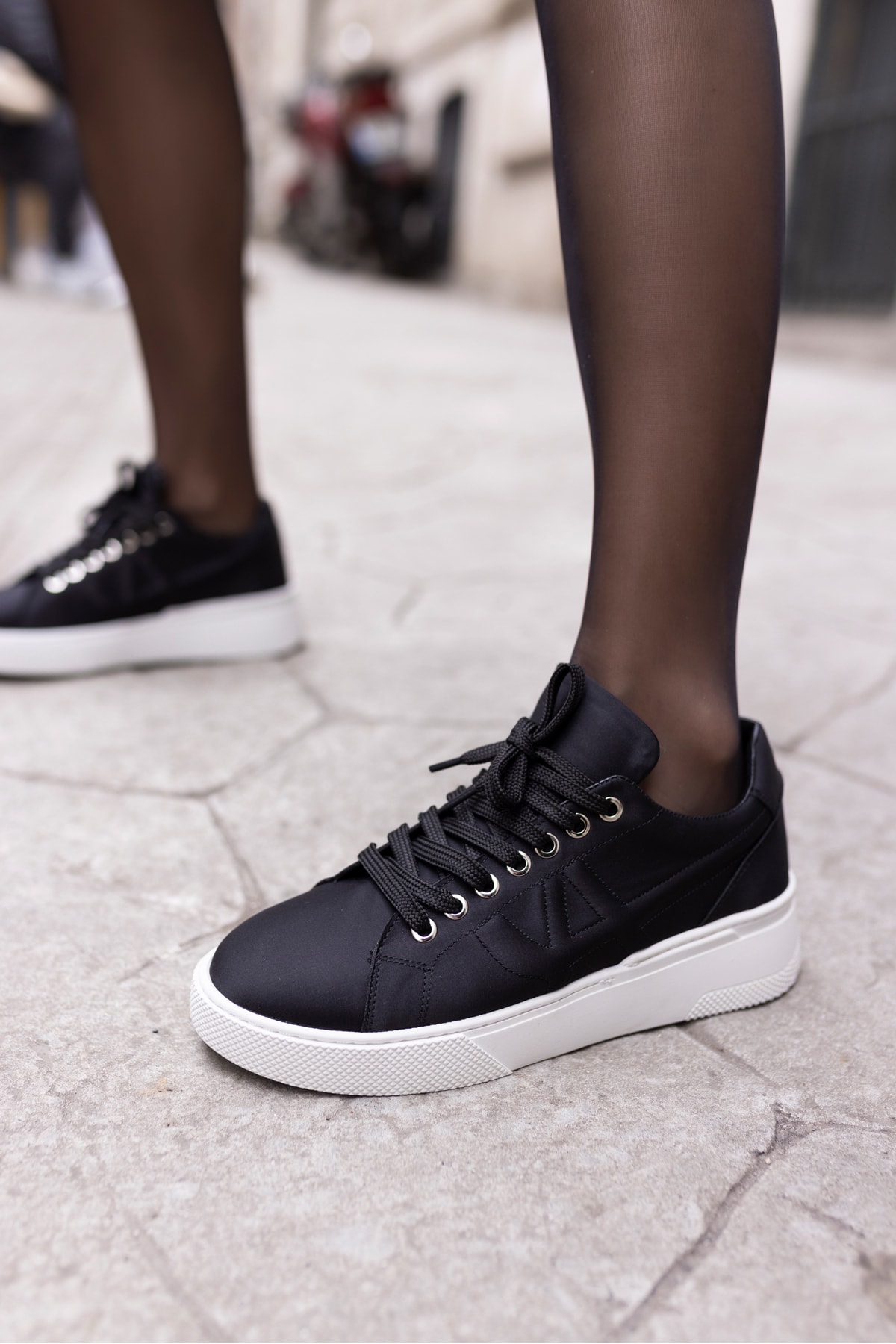 JACIB KADIN SİYAH SATEN SNEAKER