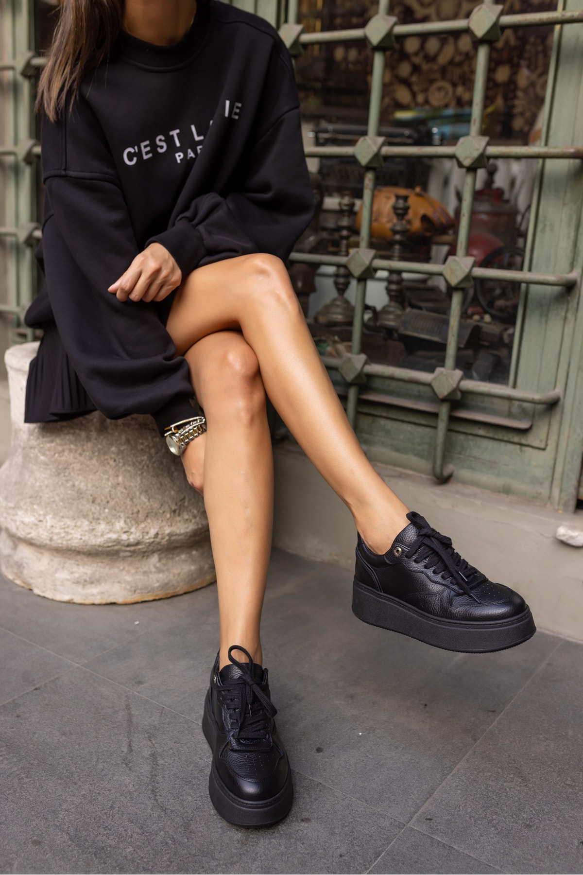 CARY KADİN SİYAH BAGCIKLI GERCEK DERİ SNEAKER