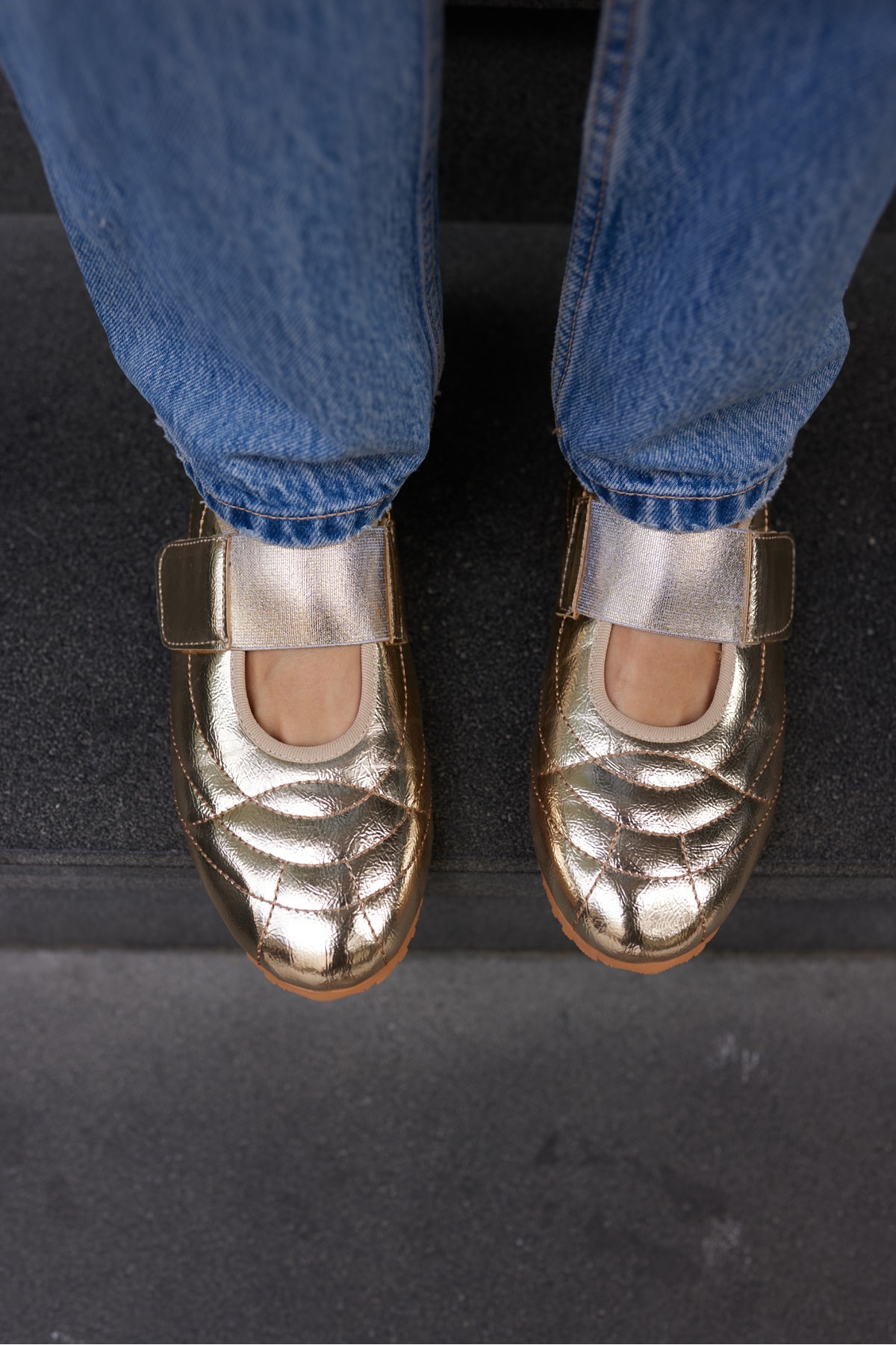 BARTU KADIN GOLD LASTIK DETAY SNEAKER
