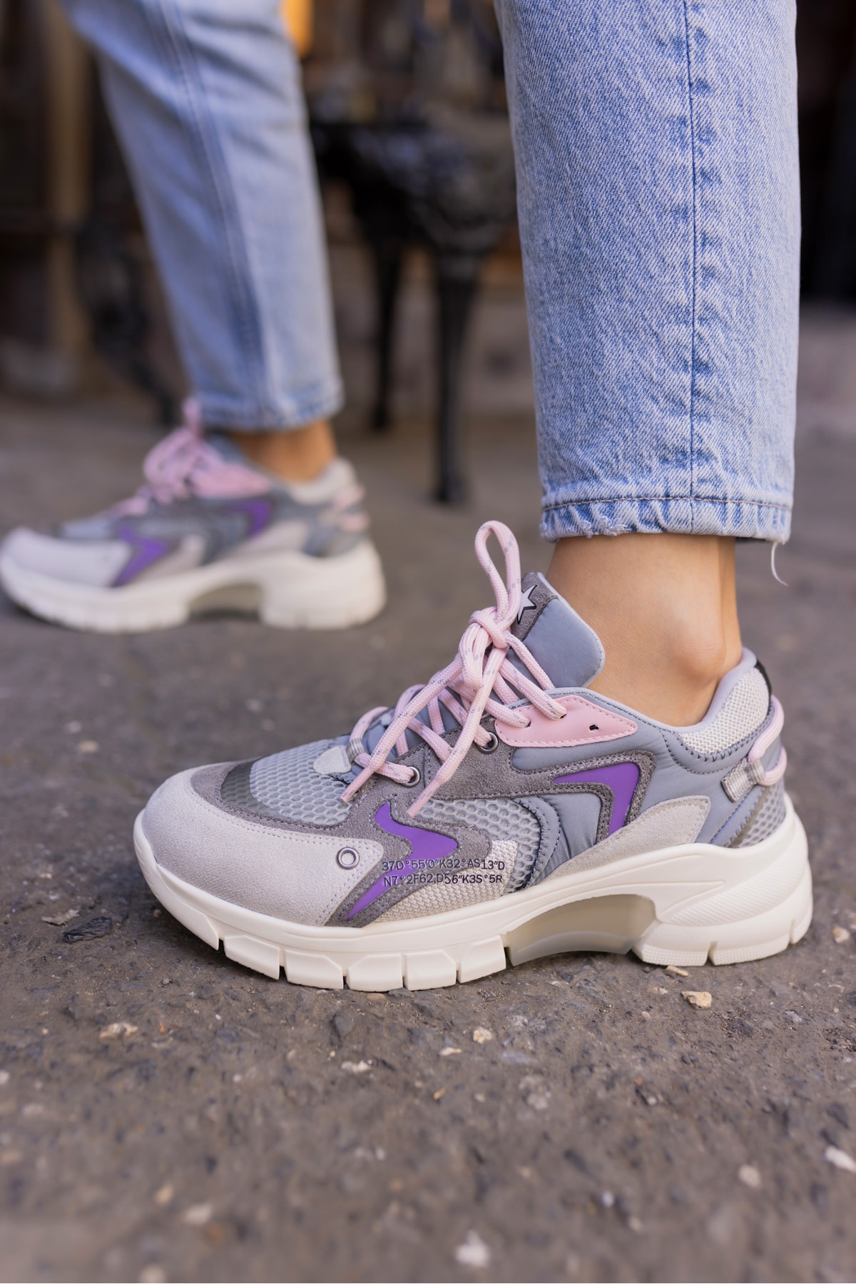 DESİRE KADİN GRİ LİLA GEÇİŞLİ SNEAKER