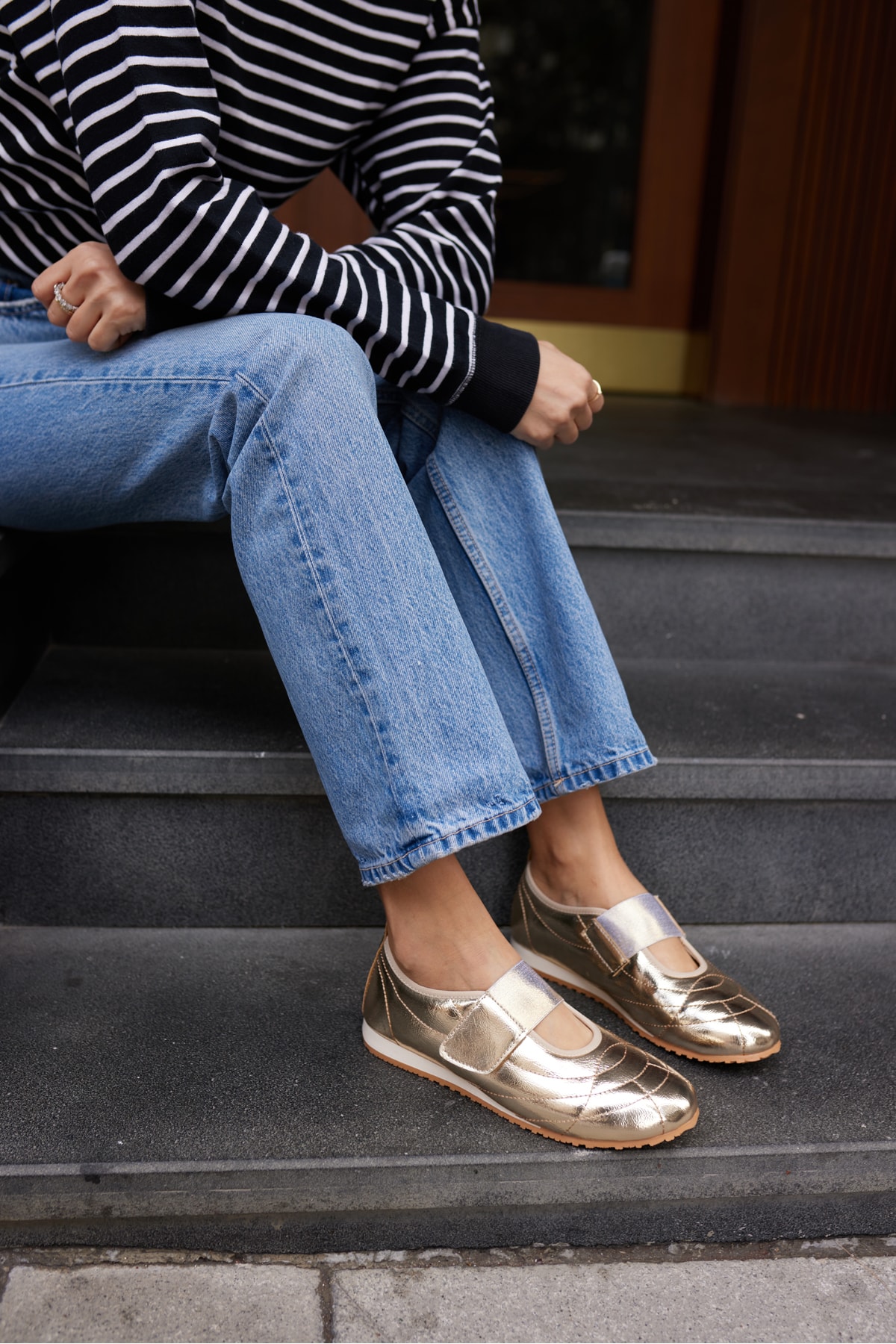 BARTU KADIN GOLD LASTIK DETAY SNEAKER