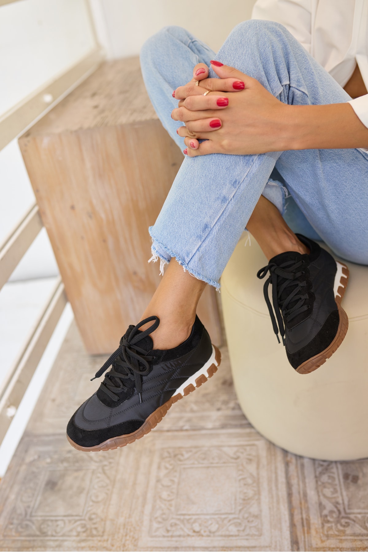 PASSA KADIN SİYAH PARASUT KUMAS DETAY SNEAKER