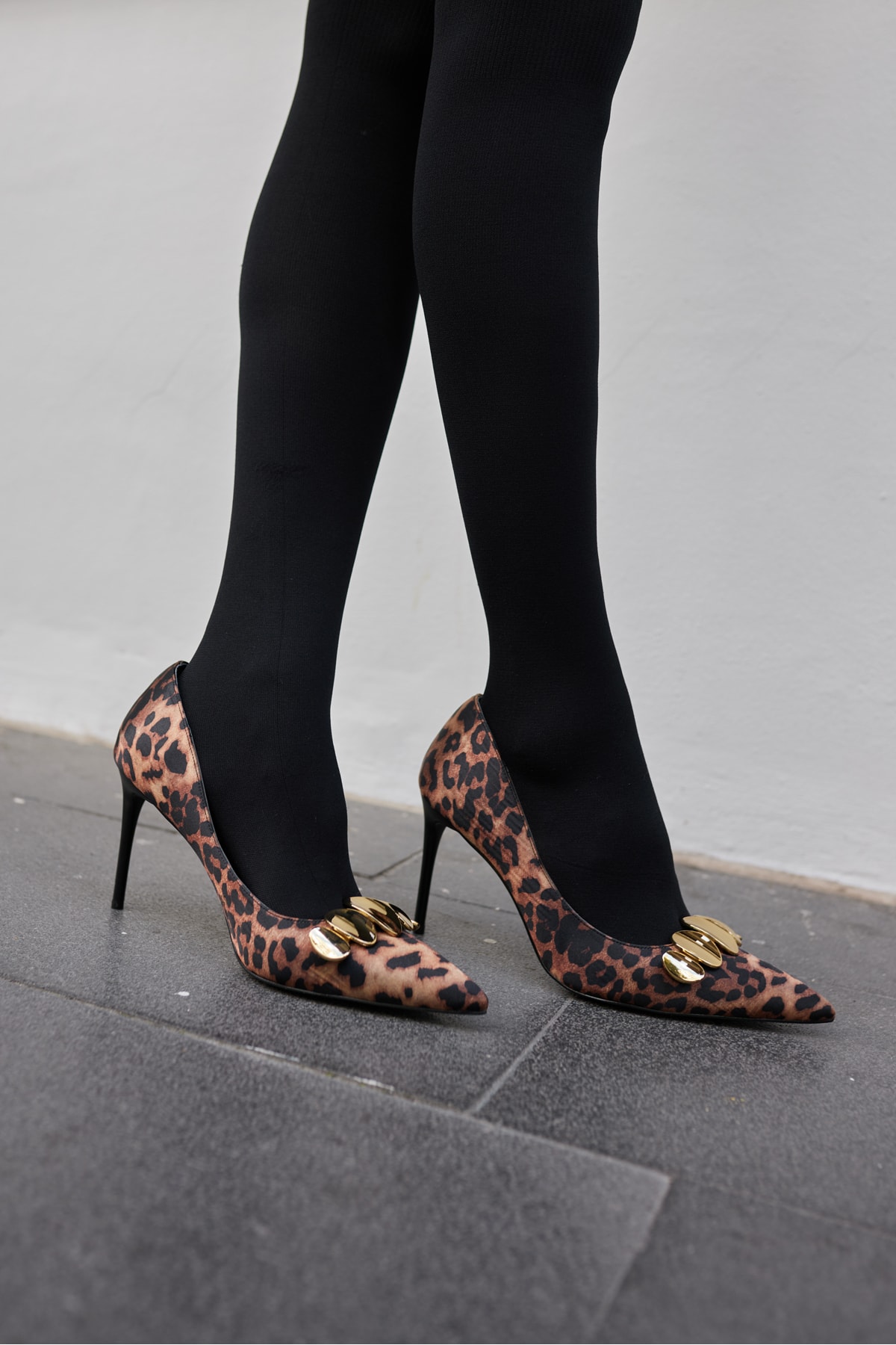 NOOM KADIN LEOPAR TOKALİ METAL TOPUKLU STILETTO