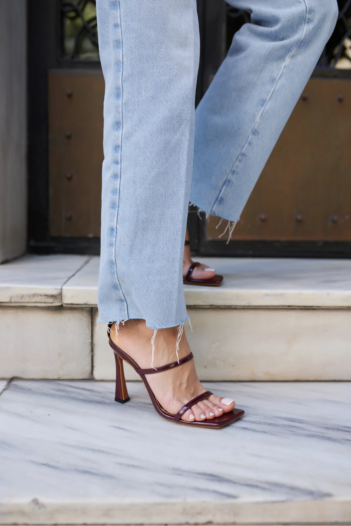 CORDELİ KADIN BORDO RUGAN TEK BANT TOPUKLU SANDALET