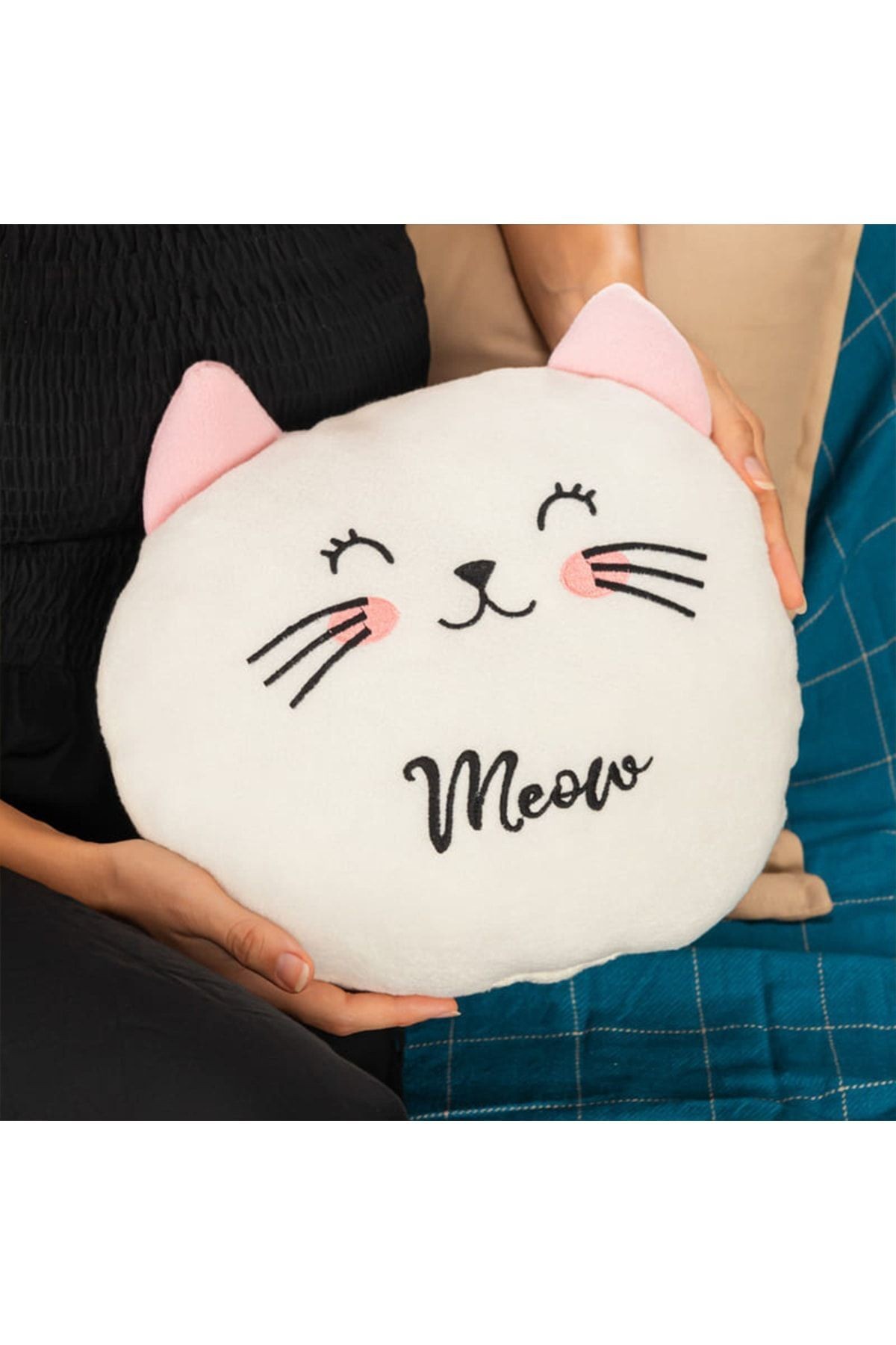 Sevimli Kedi Polar Yastık 35*35cm