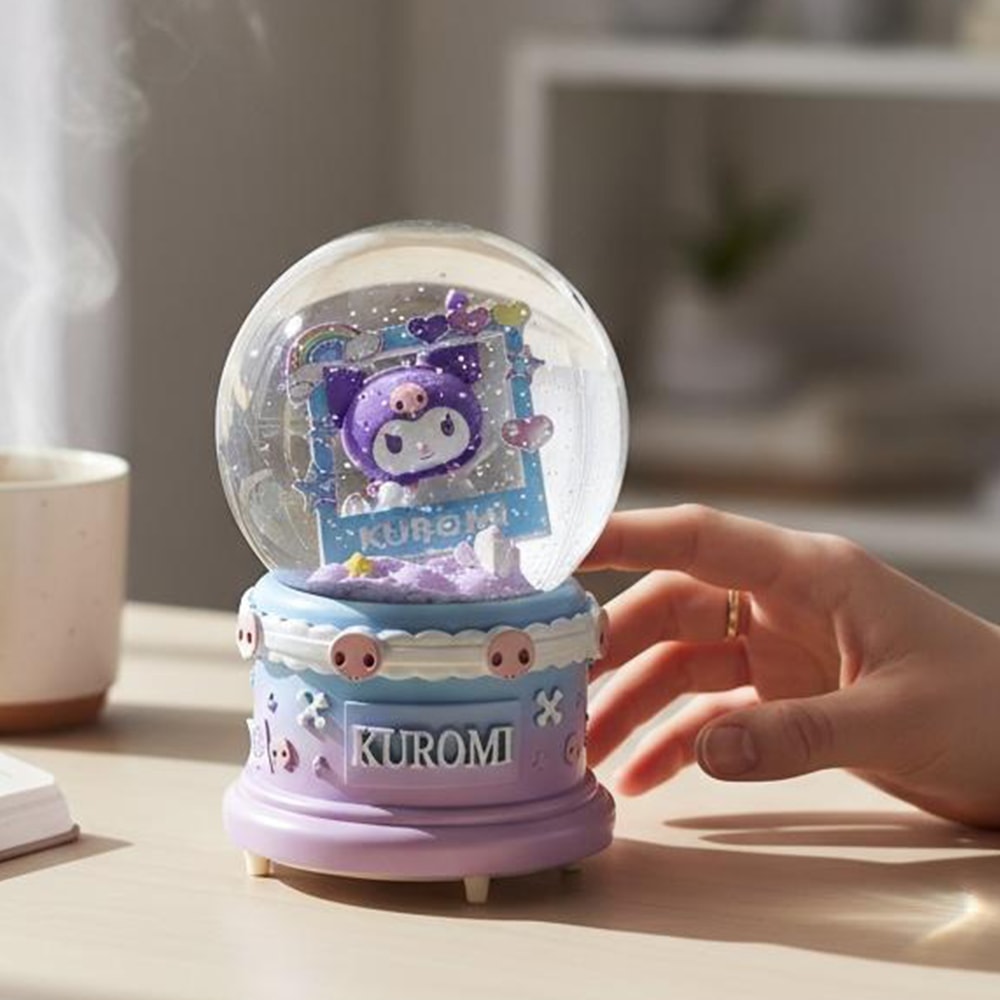 Sevimli Kuromi Figürlü Büyük Boy Püskürtmeli Müzikli Işıklı Kar Küresi