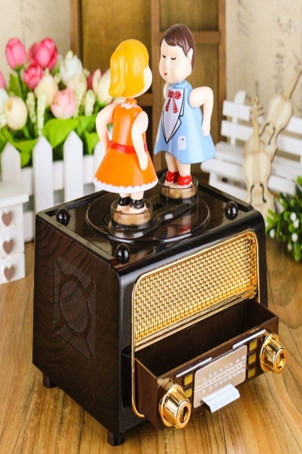 Nostaljik Radyo Görünümlü Müzik Kutusu