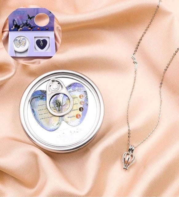 Kişiye Özel Satürn Kız Işıklı Cam Küre & İstiridye İçinde Gerçek İnci Kolye