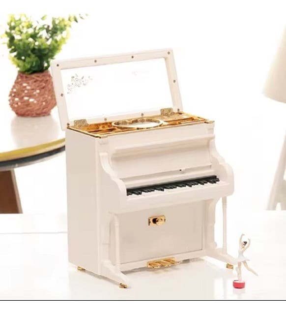 Kişiye Özel Büyük Boy Dans Eden Balerinli Piyano Müzik ve Takı Kutusu
